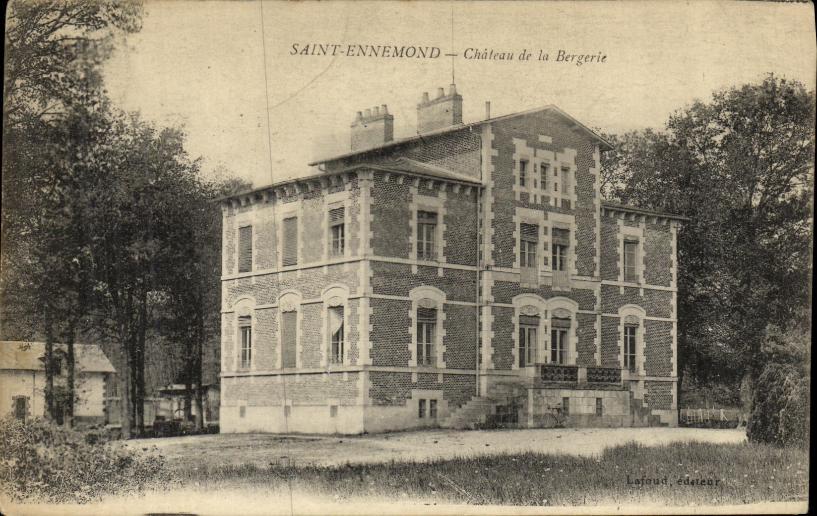 CPA Saint Ennemond Chateau de la Bergerie