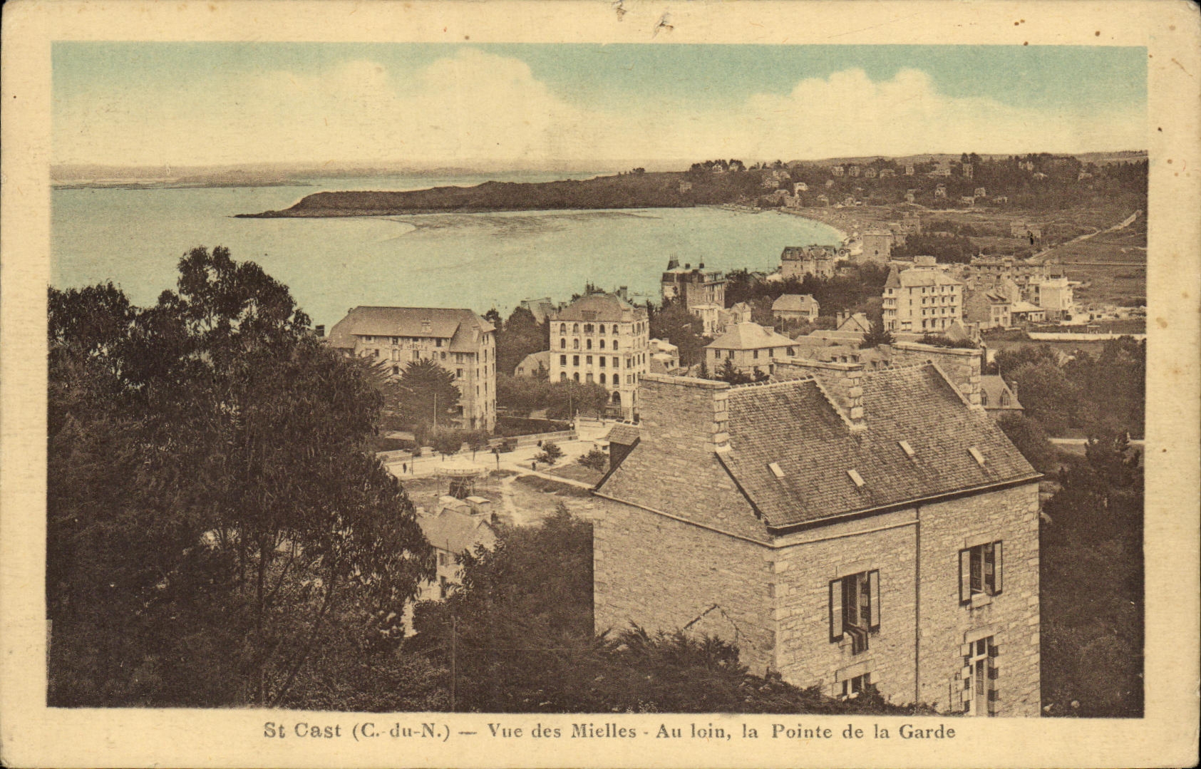 CPA Saint Cast Vue des Mielles Au Loin la Pointe de la Garde