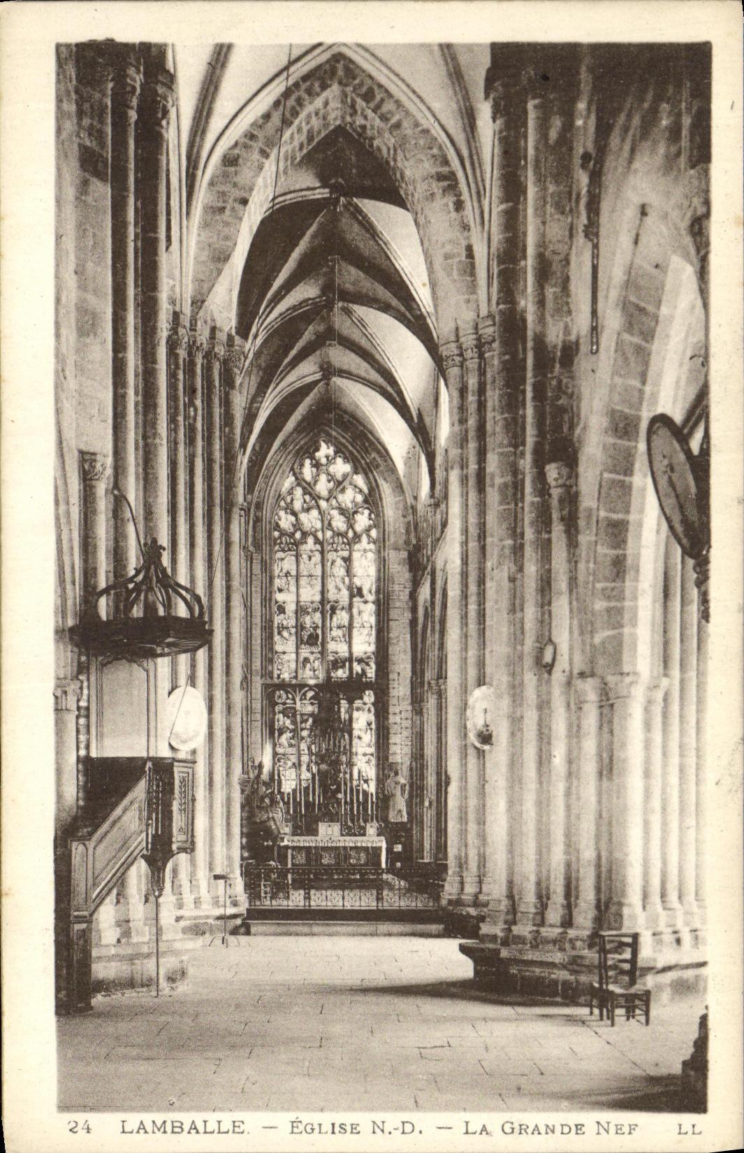 VINTAGE POSTCARD Lamballe L Church ND the Great Nave