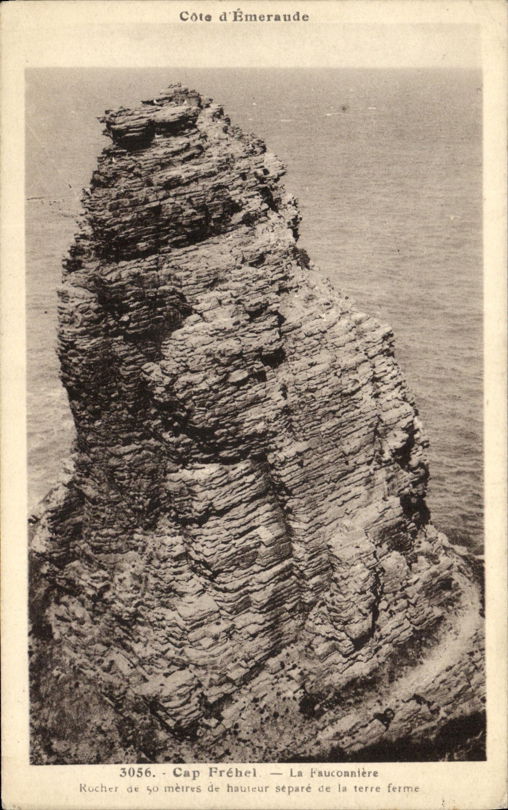 CPA Cap Frehel Le Curieux Rocher de La Fauconniere aux