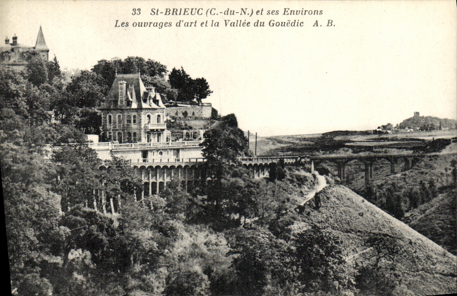 CPA St Brieuc ses Environs Les ouvrages d art et la Vallee du Gouedic 