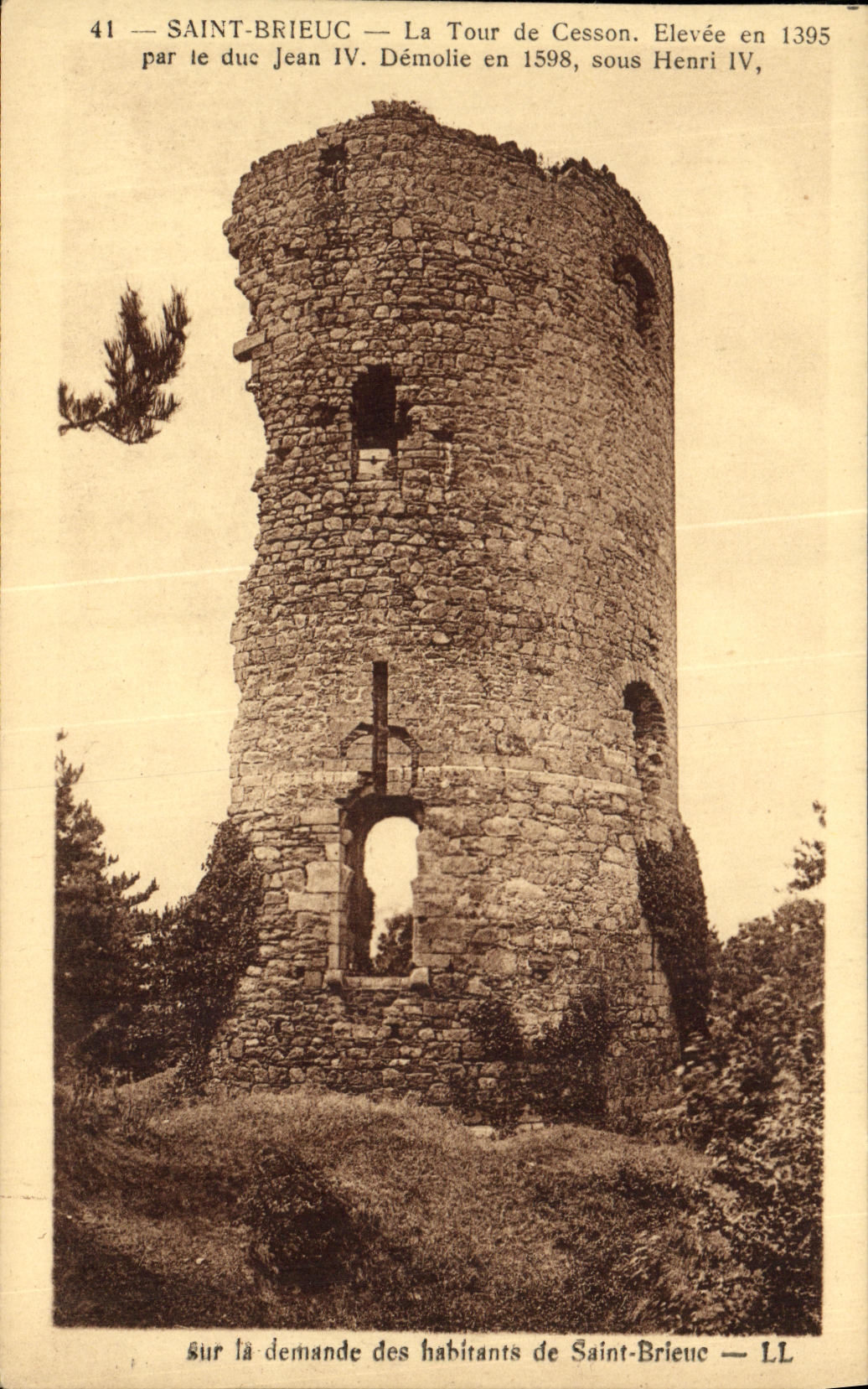 CPA Saint Brieuc La Tour de Cesson 