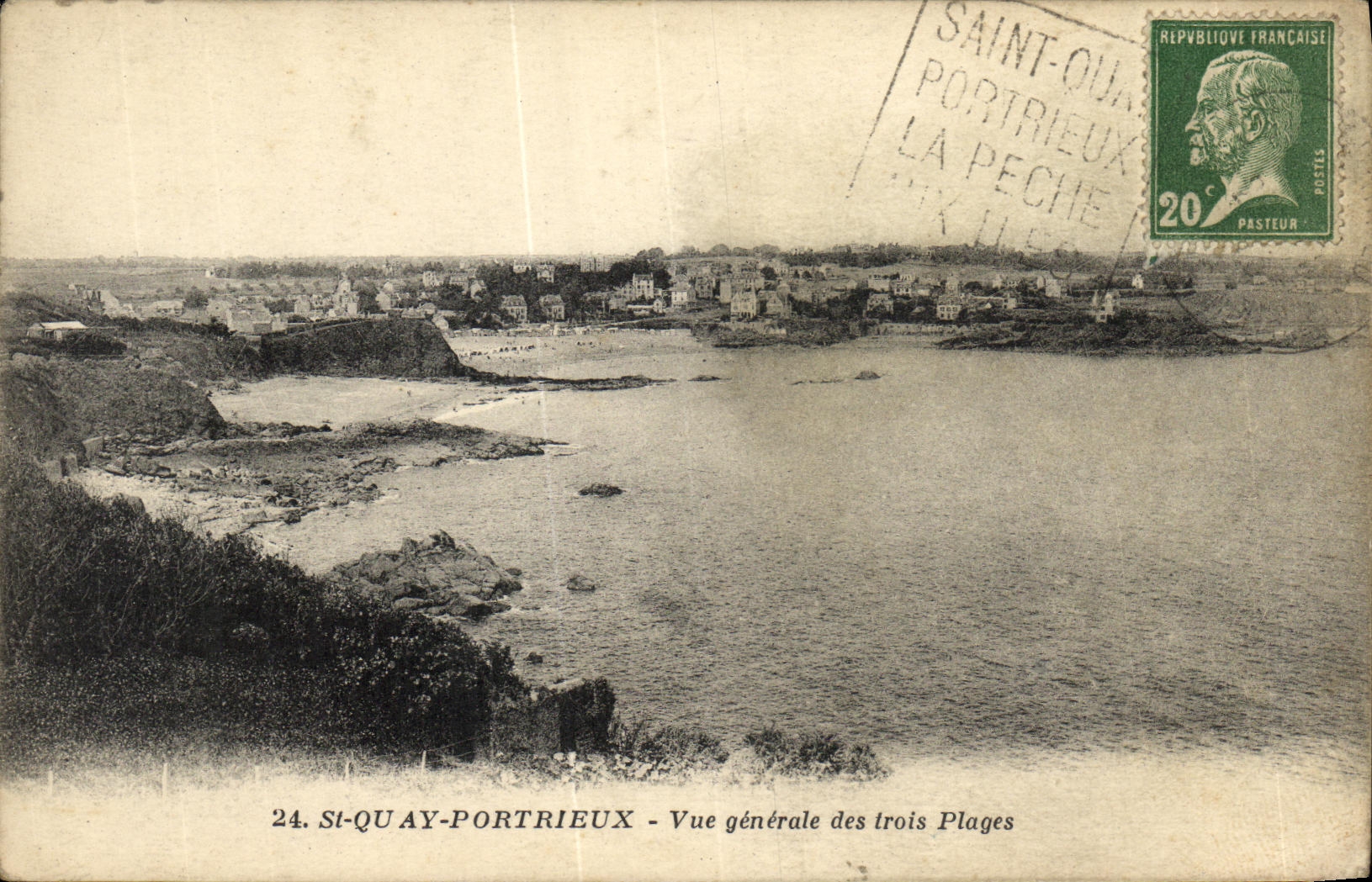 CPA St Quay Portrieux Vue generale des trois Plages