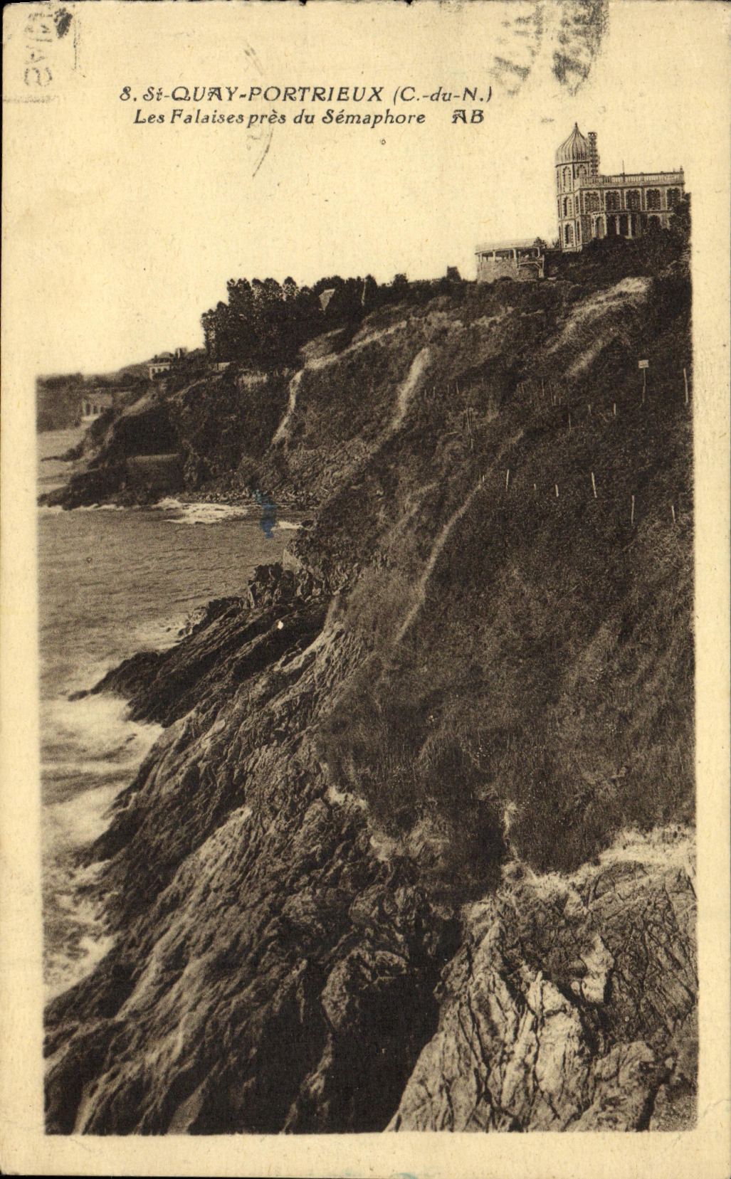 CPA St Quay Portrieux Les Falaises Pres du Semaphore