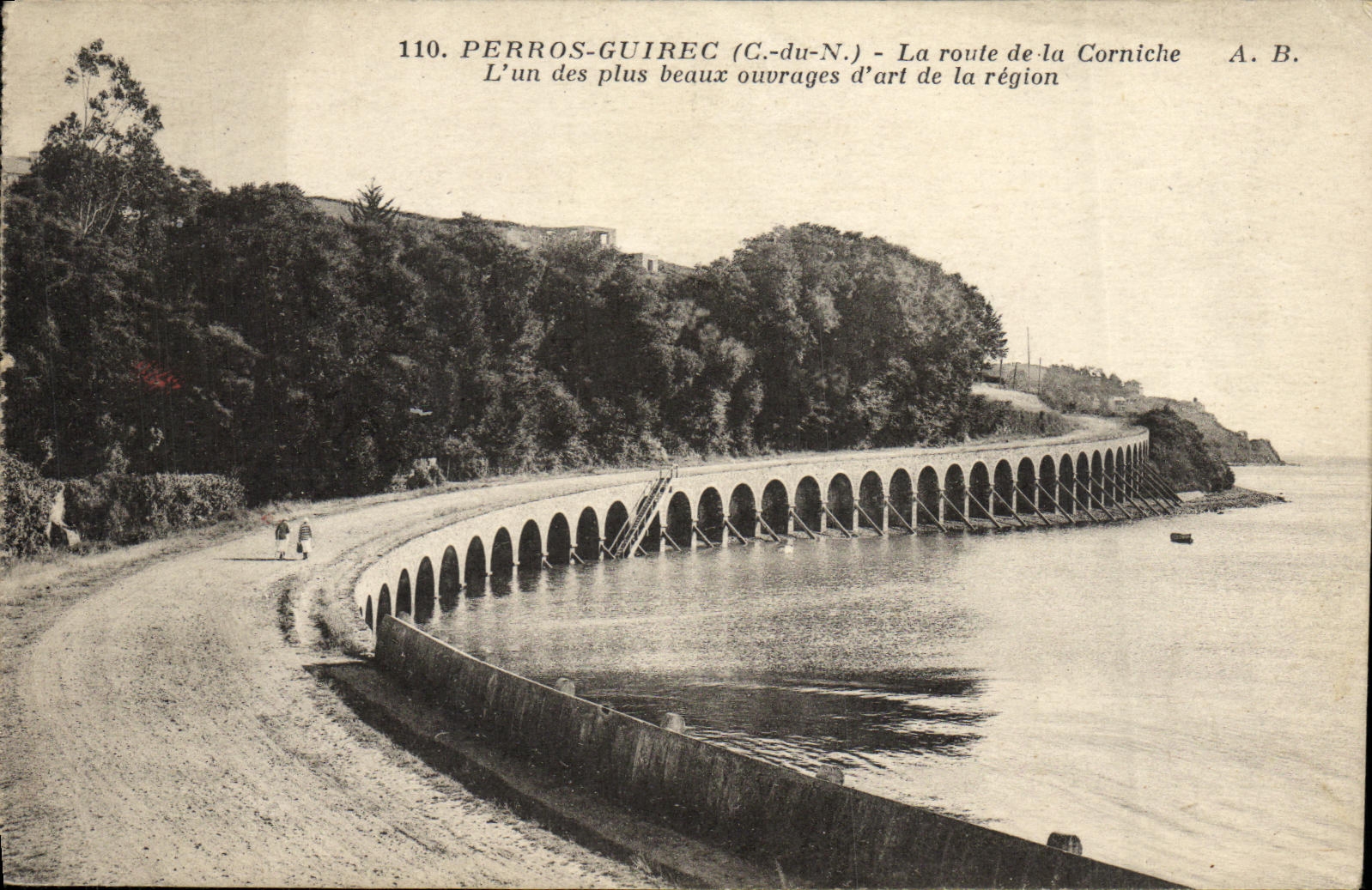 CPA Perros Guirec La Route de la Corniche L un des Plus beaux
