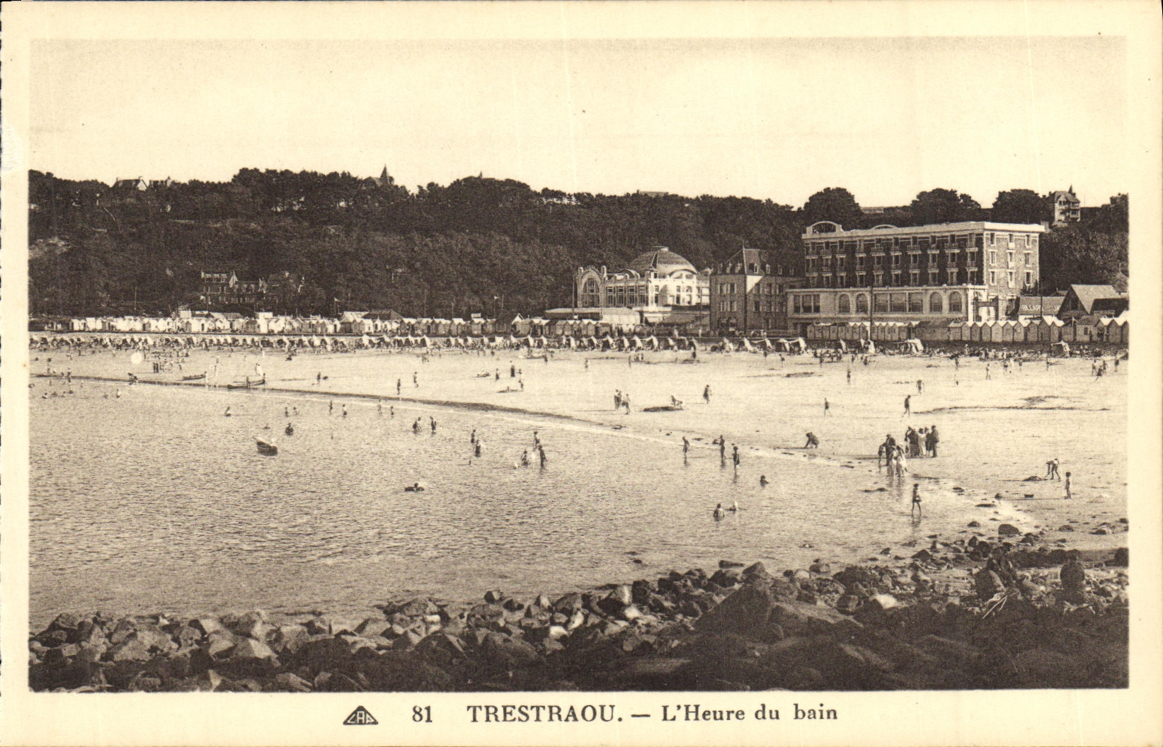 CPA Trestraou L Heure du bain