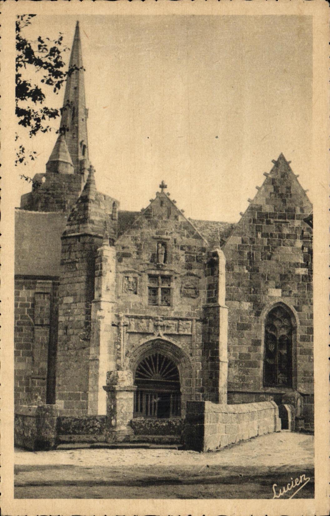 CPA Perros Guirec Ploumanach Eglise De La Clarte