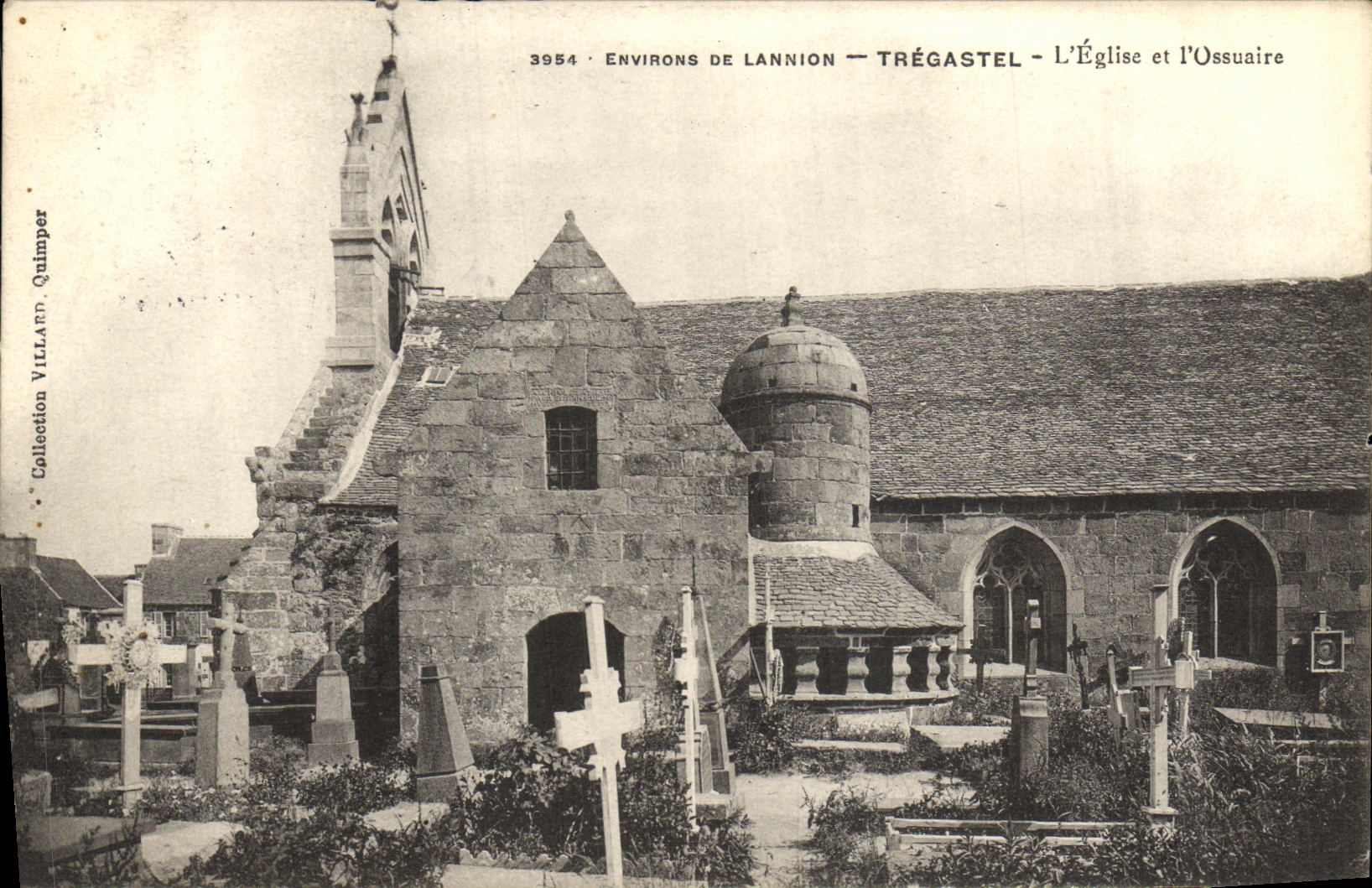 CPA Tregastel L Eglise et l Ossuaire