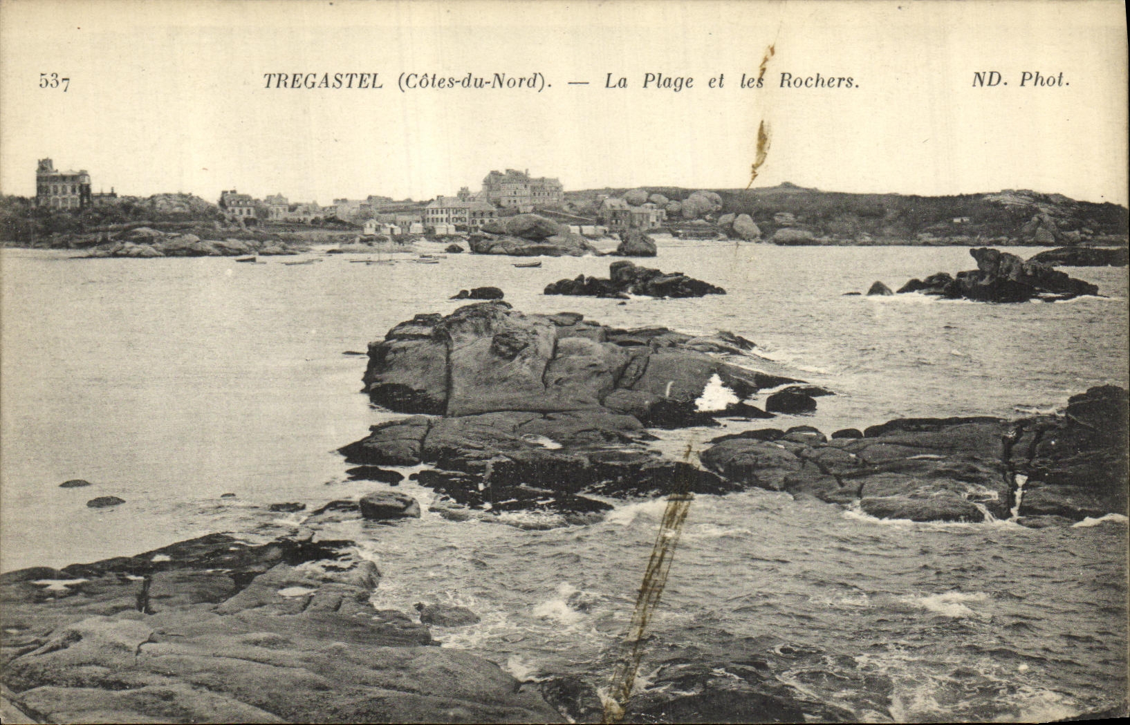 CPA Tregastel La Plage et Les Rochers