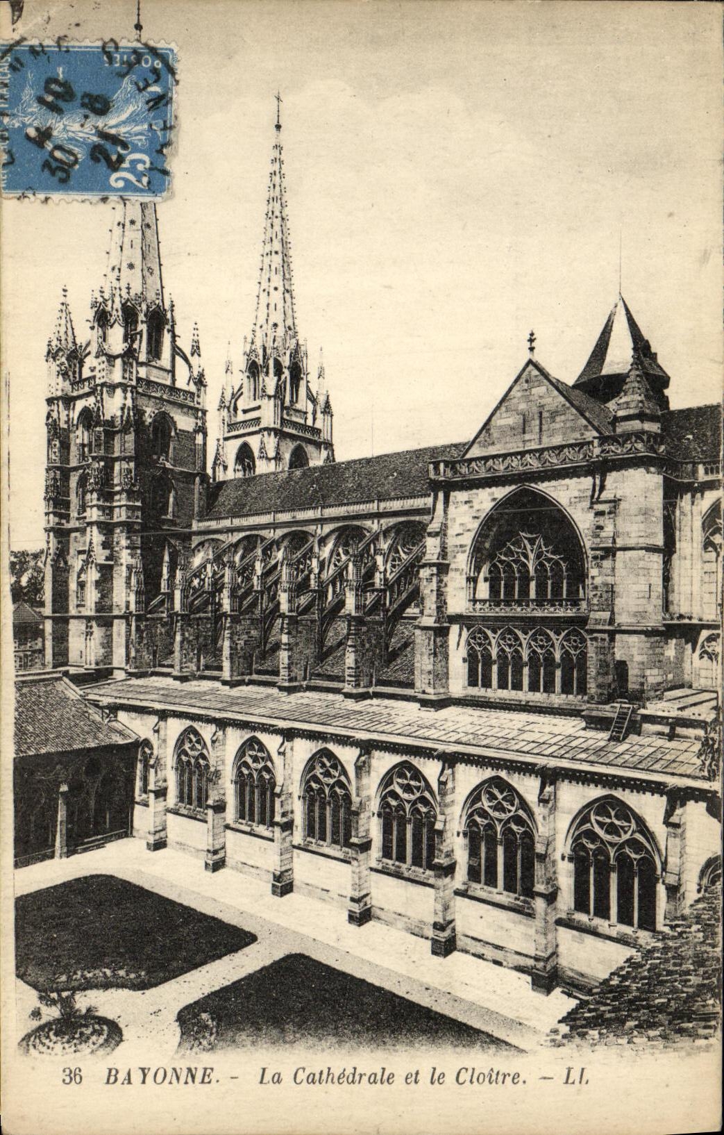 CPA Bayonne La Cathedrale et le Cloitre