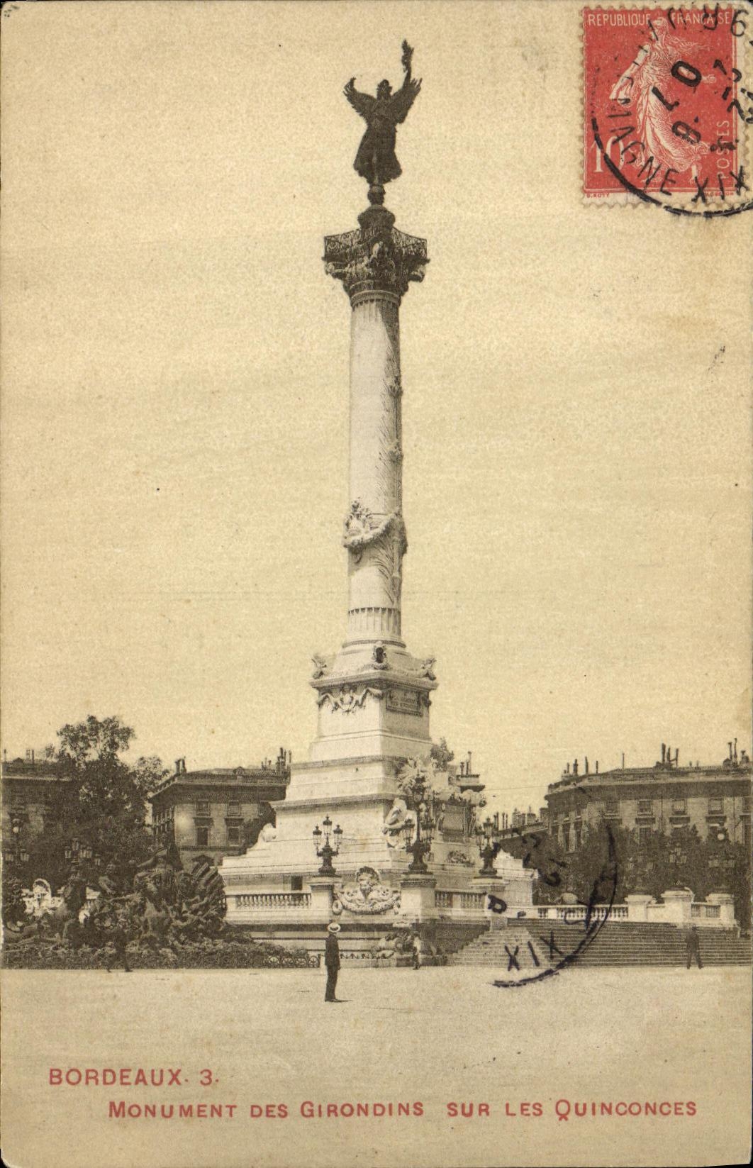 CPA Bordeaux Monument des Girondins sur les Quinconces