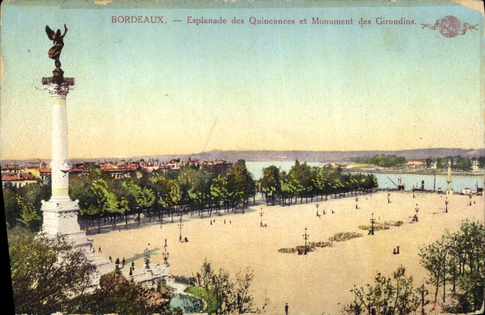 CPA Bordeaux Esplande des Quinconces et Monument des Girondins