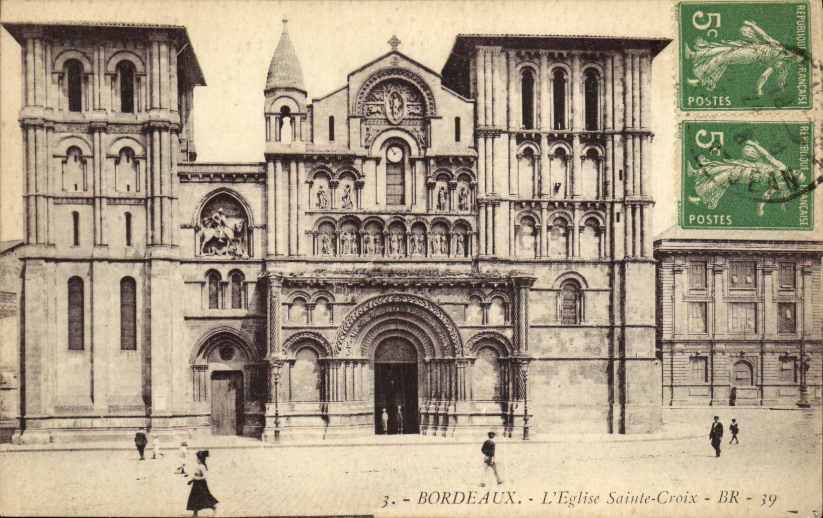 CPA Bordeaux L Eglise Sainte Croix