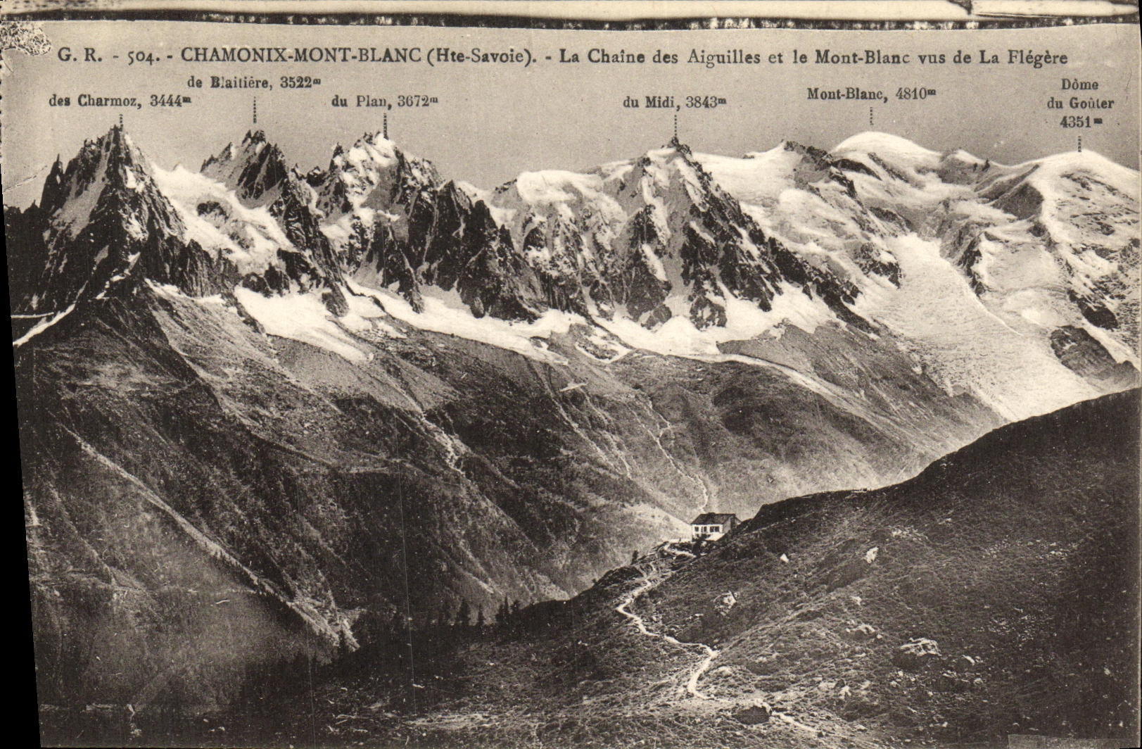 CPA Chamonix Mont Blanc la chaine des aiguilles et le Mont Blanc vus de la Flegere