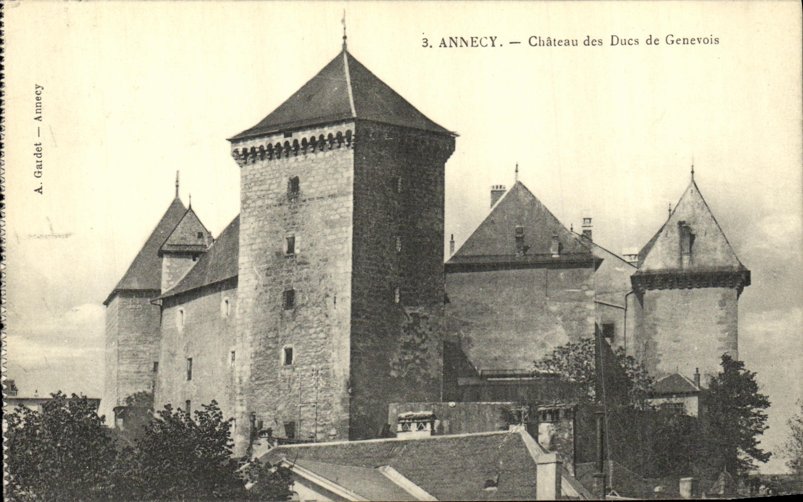 CPA Annecy Chateau des Ducs de Genevois