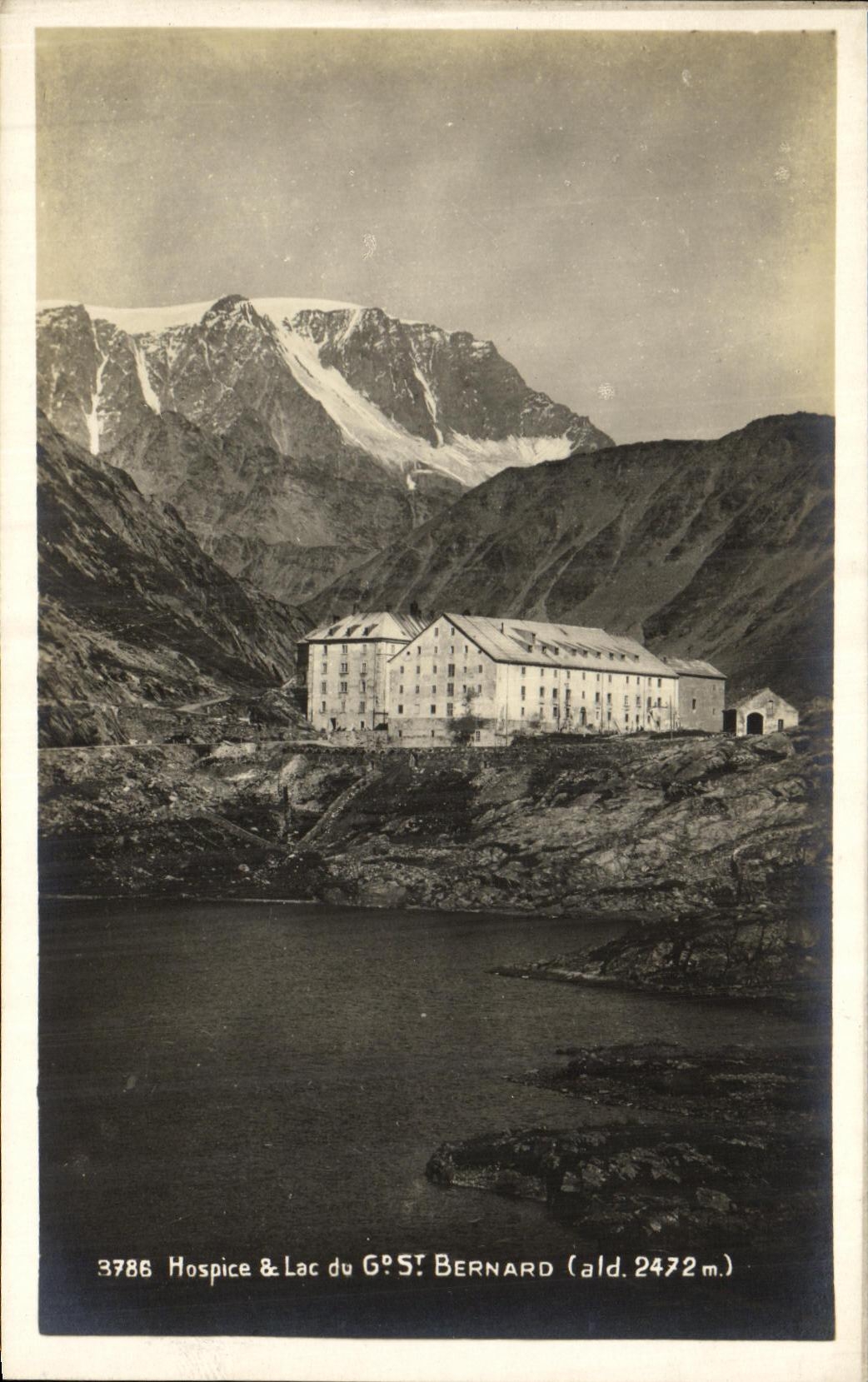 CPA Hospice Lac du G St Bernard
