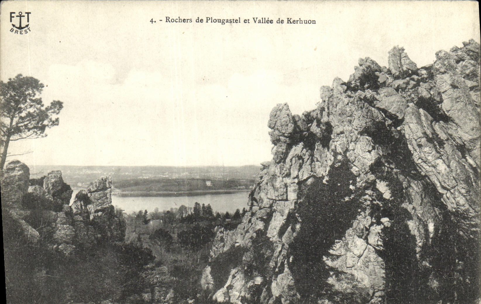 CPA Rochers de Plougastel et Vallee de Kerhuon