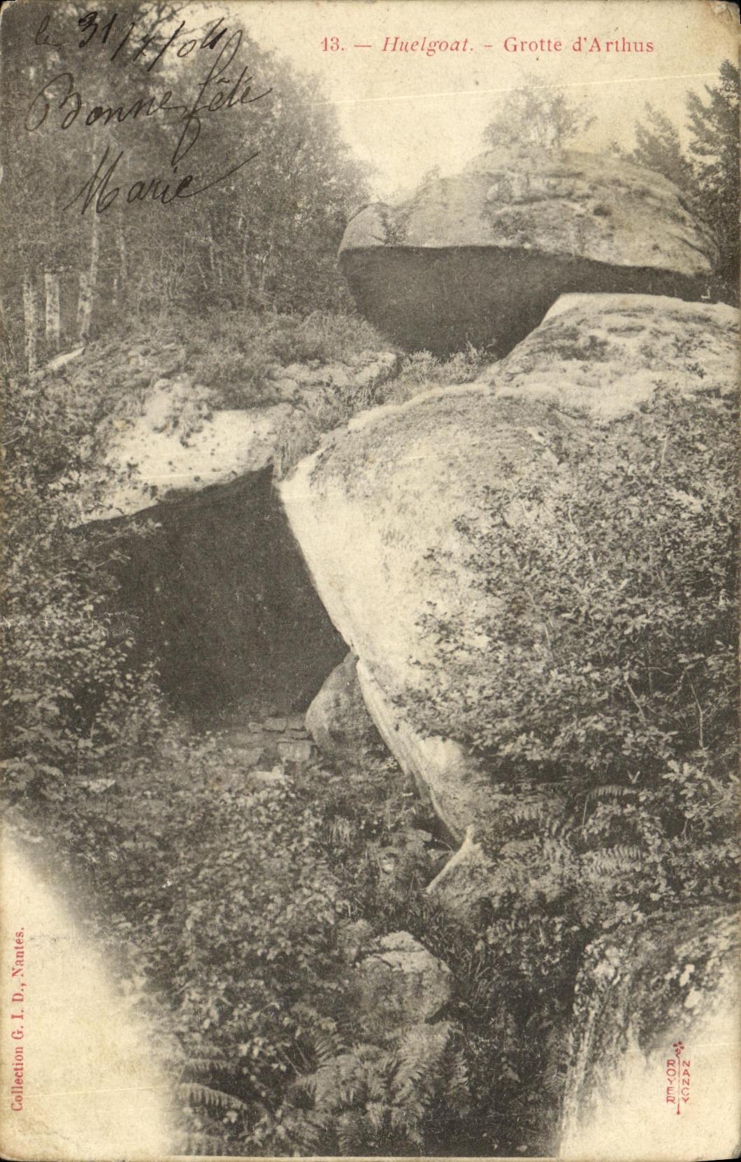 VINTAGE POSTCARD Huelgoat Cave D Arthus