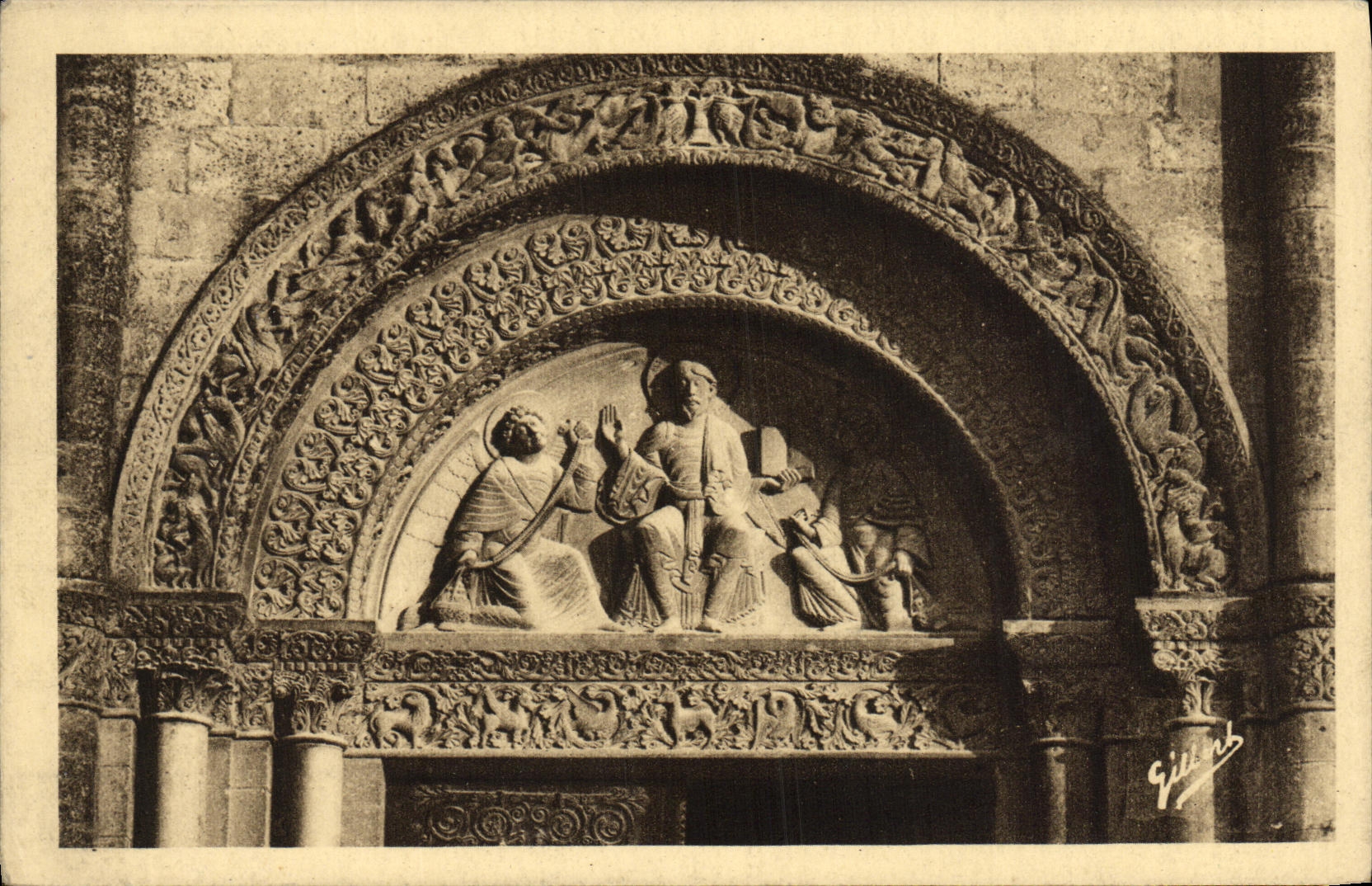 VINTAGE POSTCARD G Has Angouleme Cathedrale St Pierre Voussure of Gate