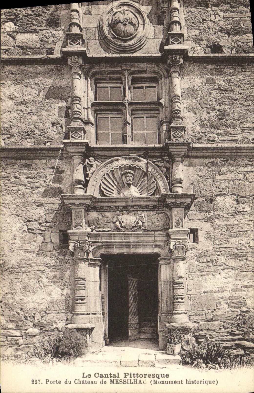 CPA Cheylade Pittoresque Porte du Chateau de Messilhac