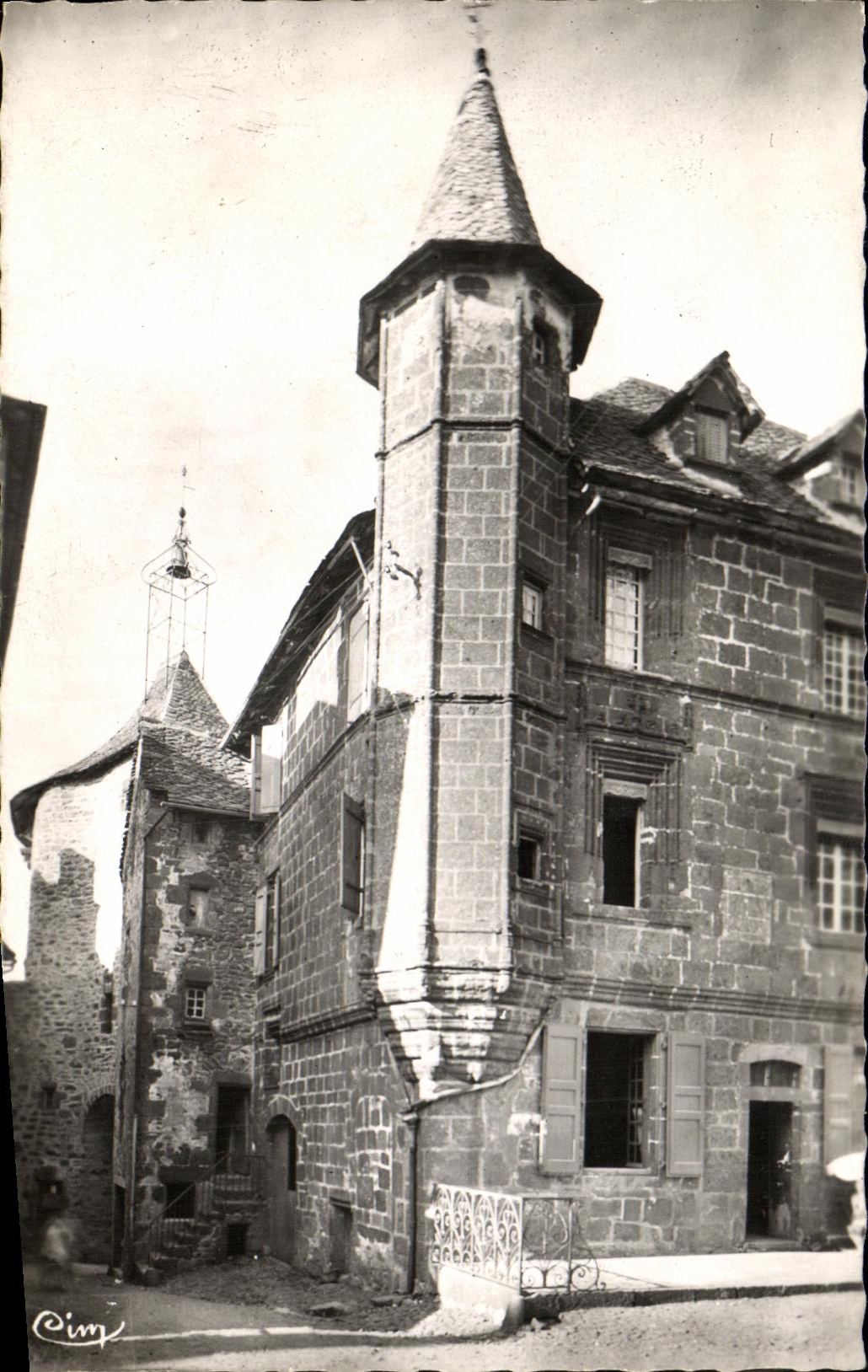 CPM Salers Maison Historique