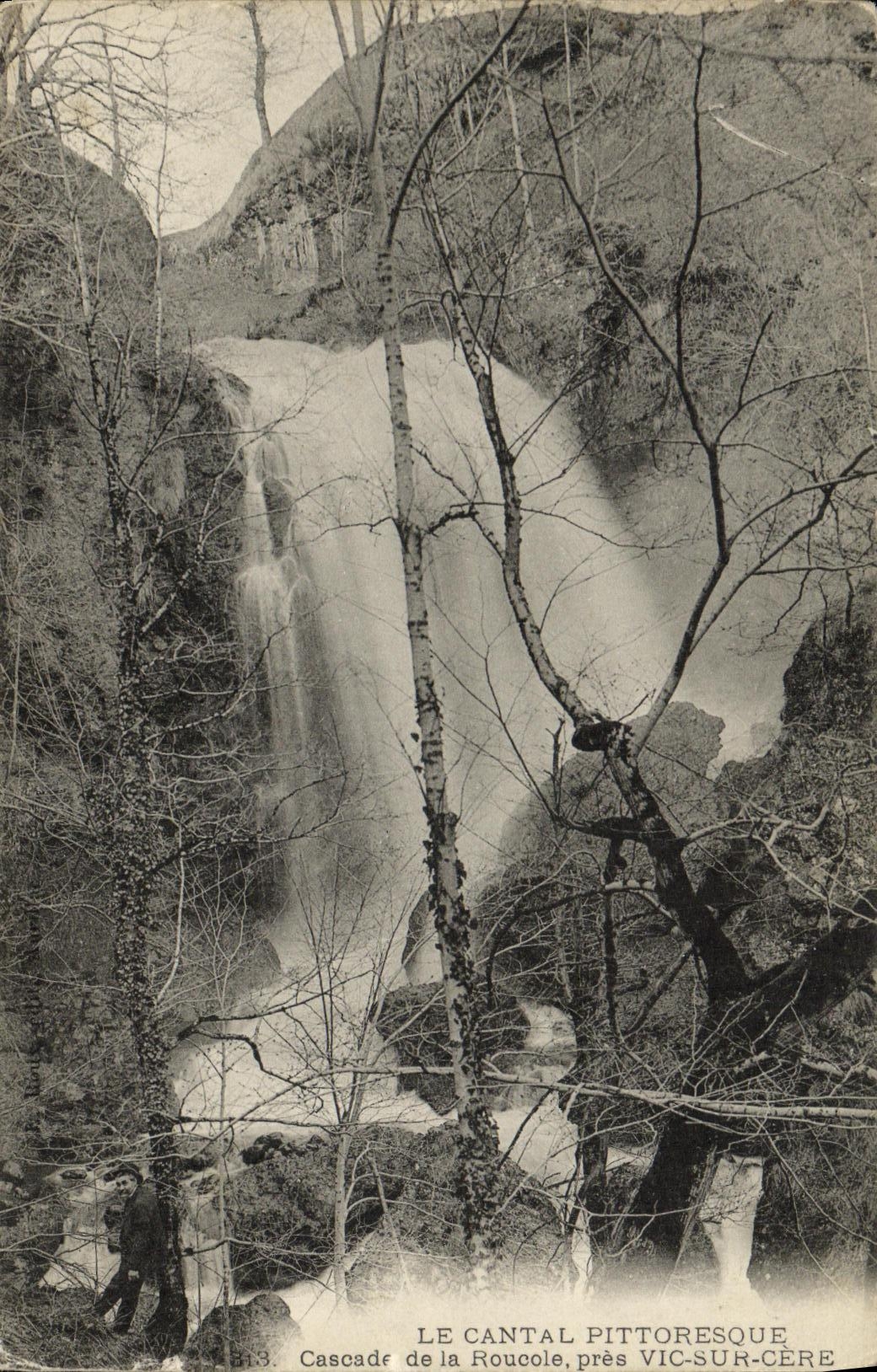 CPA Cantal Vic sur Cere Cascade de la Conche