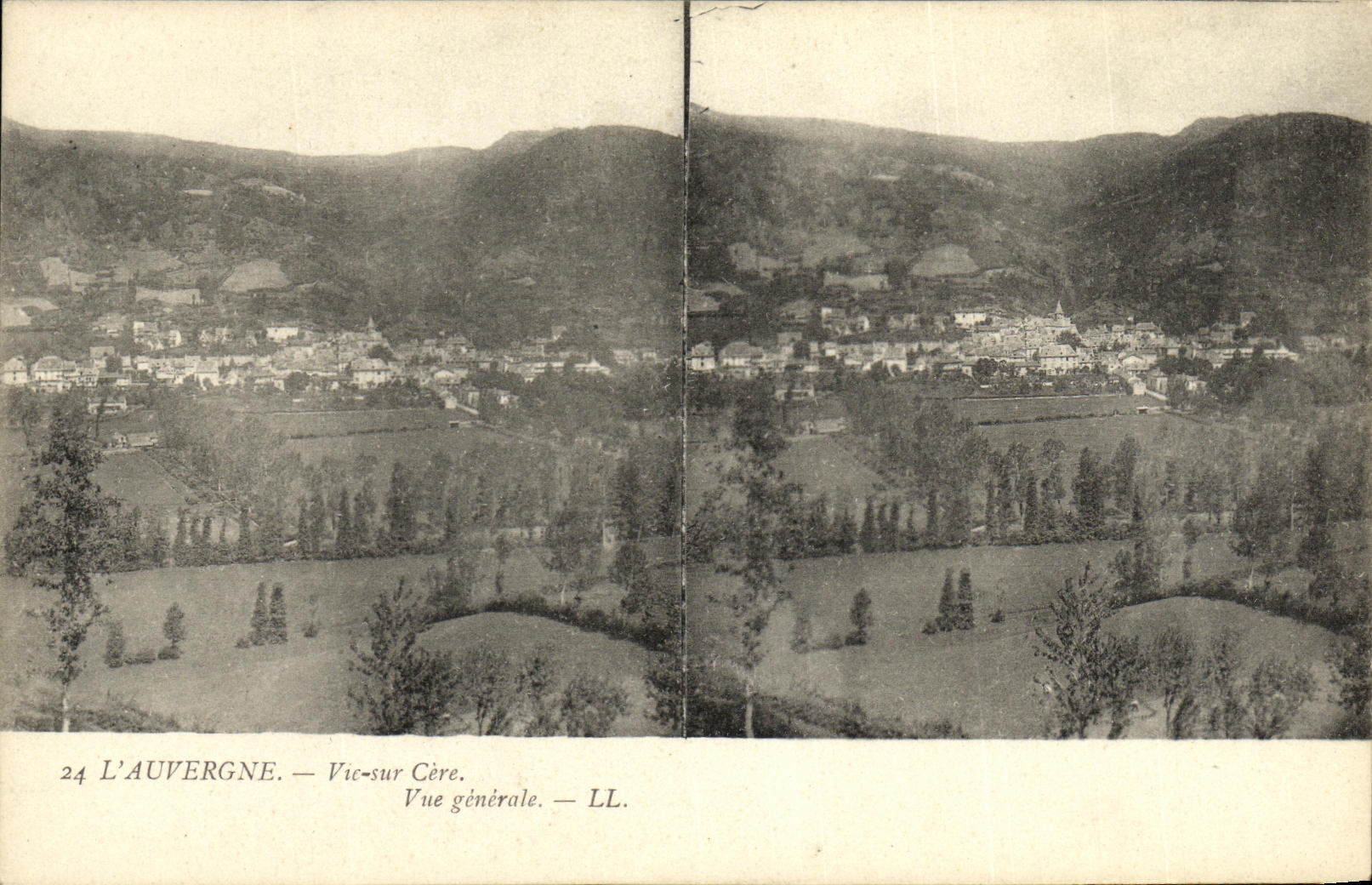CPA Cantal Vic sur Cere Vue sur Cere L Auvergne