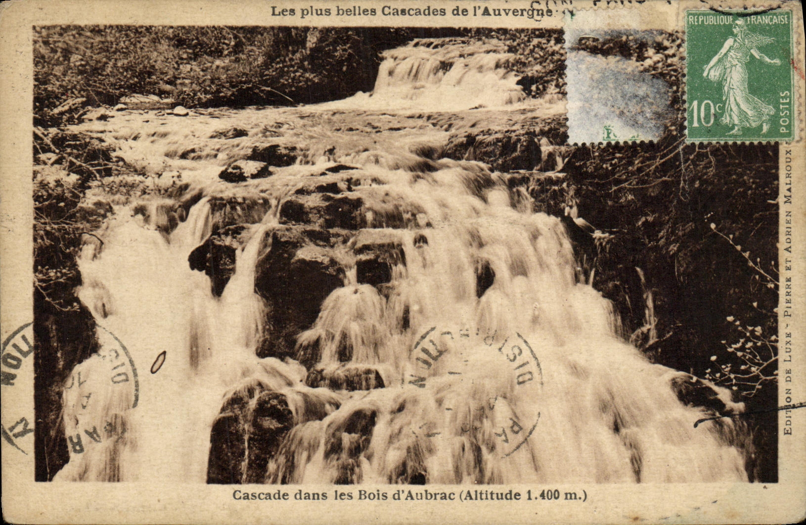 CPA Cascade dans les Bois d Aubrac 