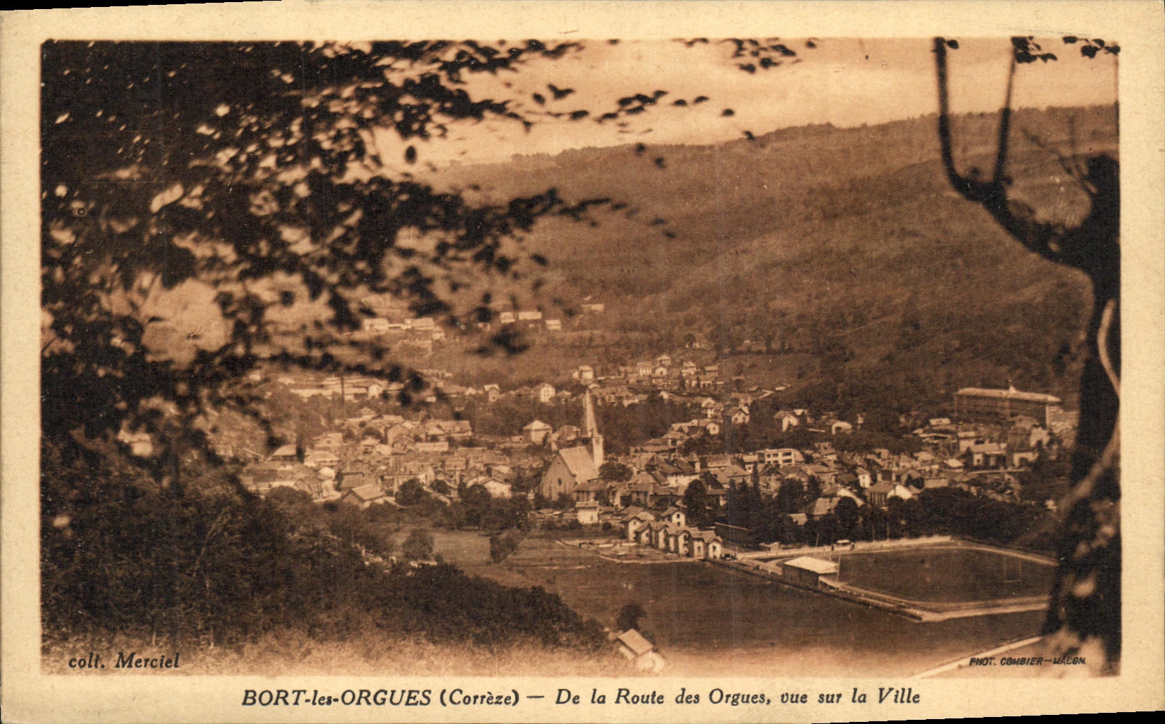 organo de Bort de la POSTAL de la VENDIMIA del camino del organo visto en la ciudad