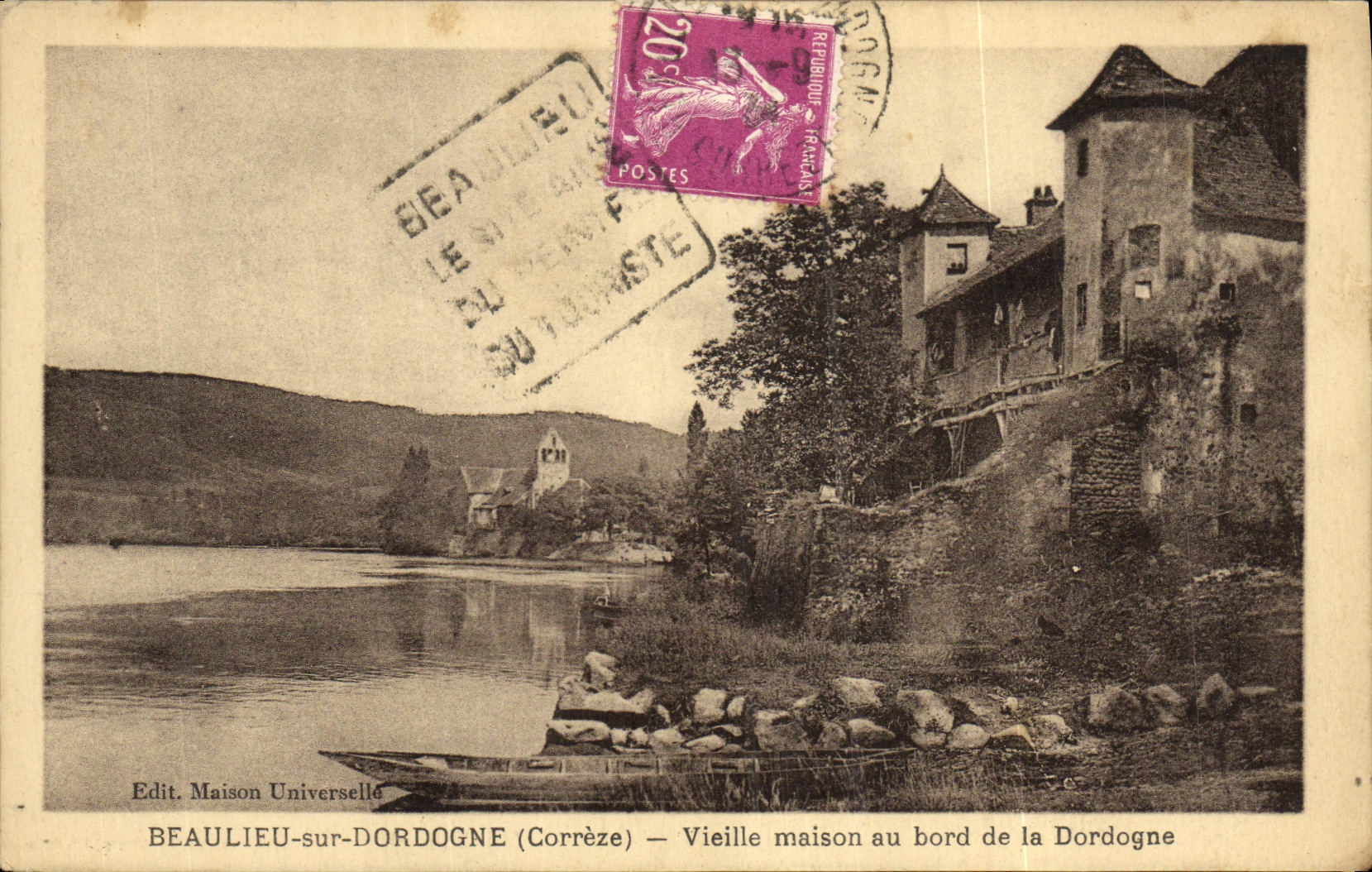 POSTAL Beaulieu de la VENDIMIA en la casa vieja de Dordogne en el borde del Dordogne