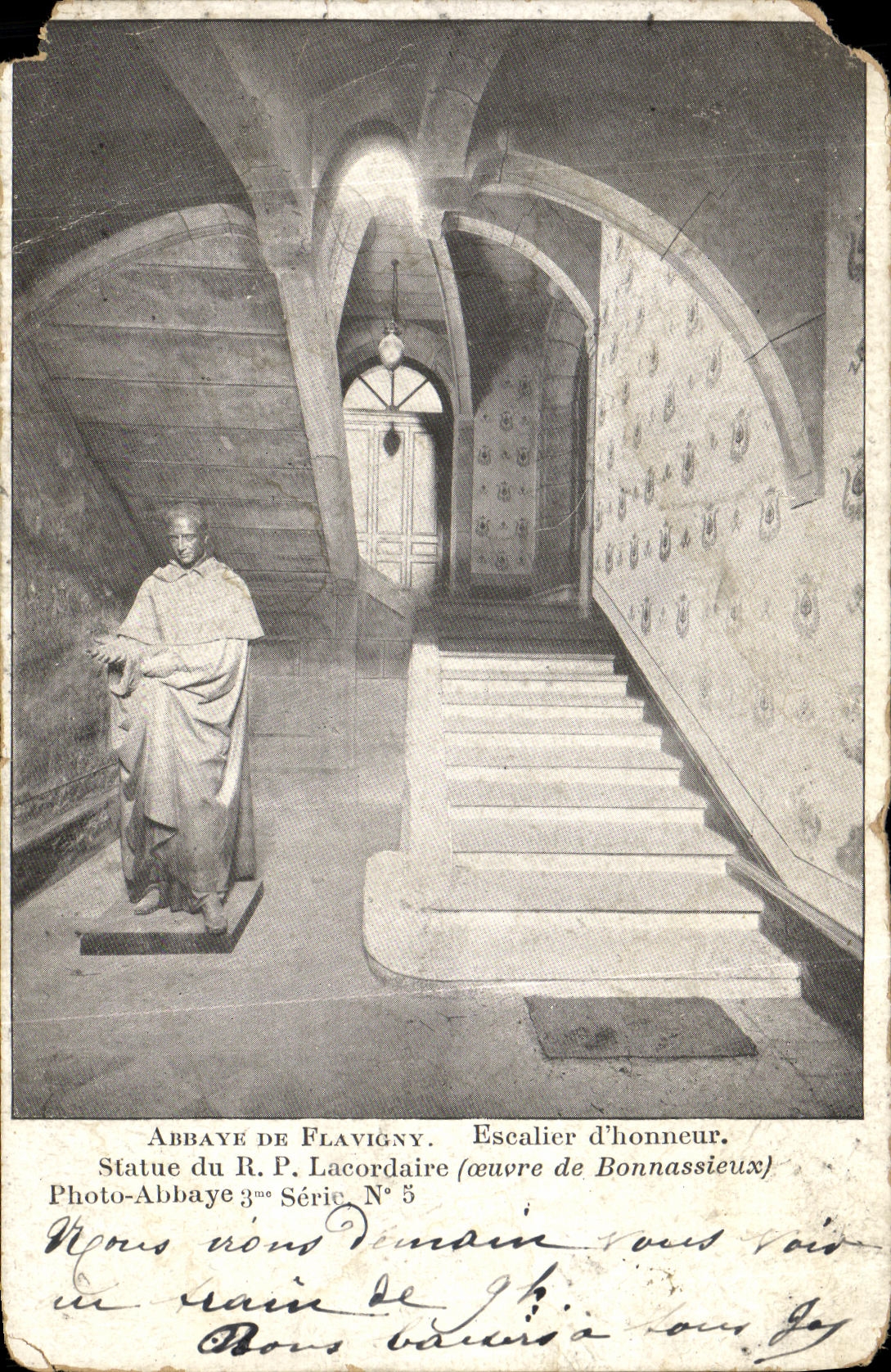 POSTAL Abbaye de la VENDIMIA de las reglas del honor de Flavigny Escalier D del R P Lacordaire