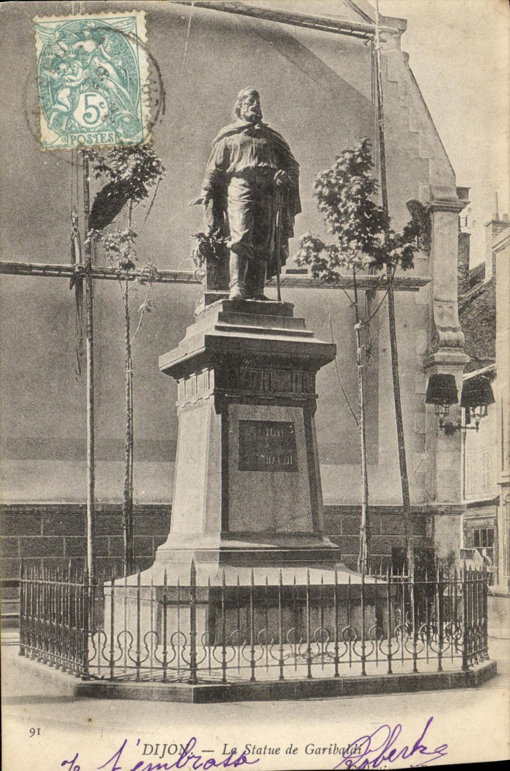 VINTAGE POSTCARD Dijon the Statue of Garibaldi