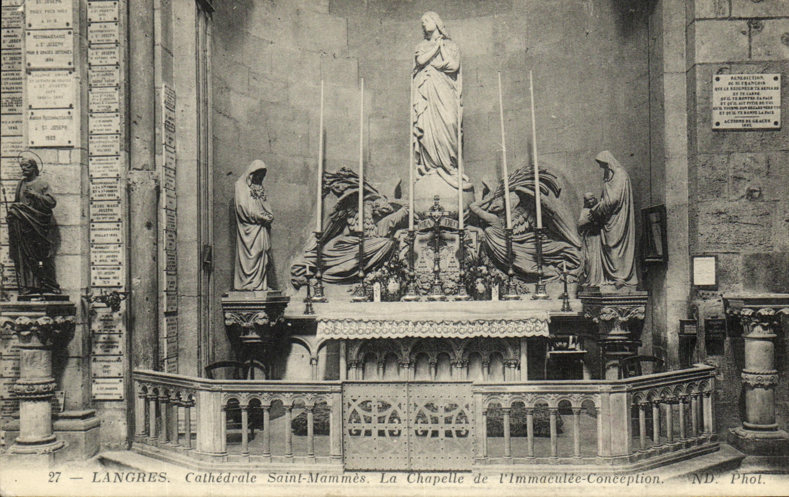 CPA Langres Cathedrale Saint Mammes la Chapelle de l Immaculee Conception