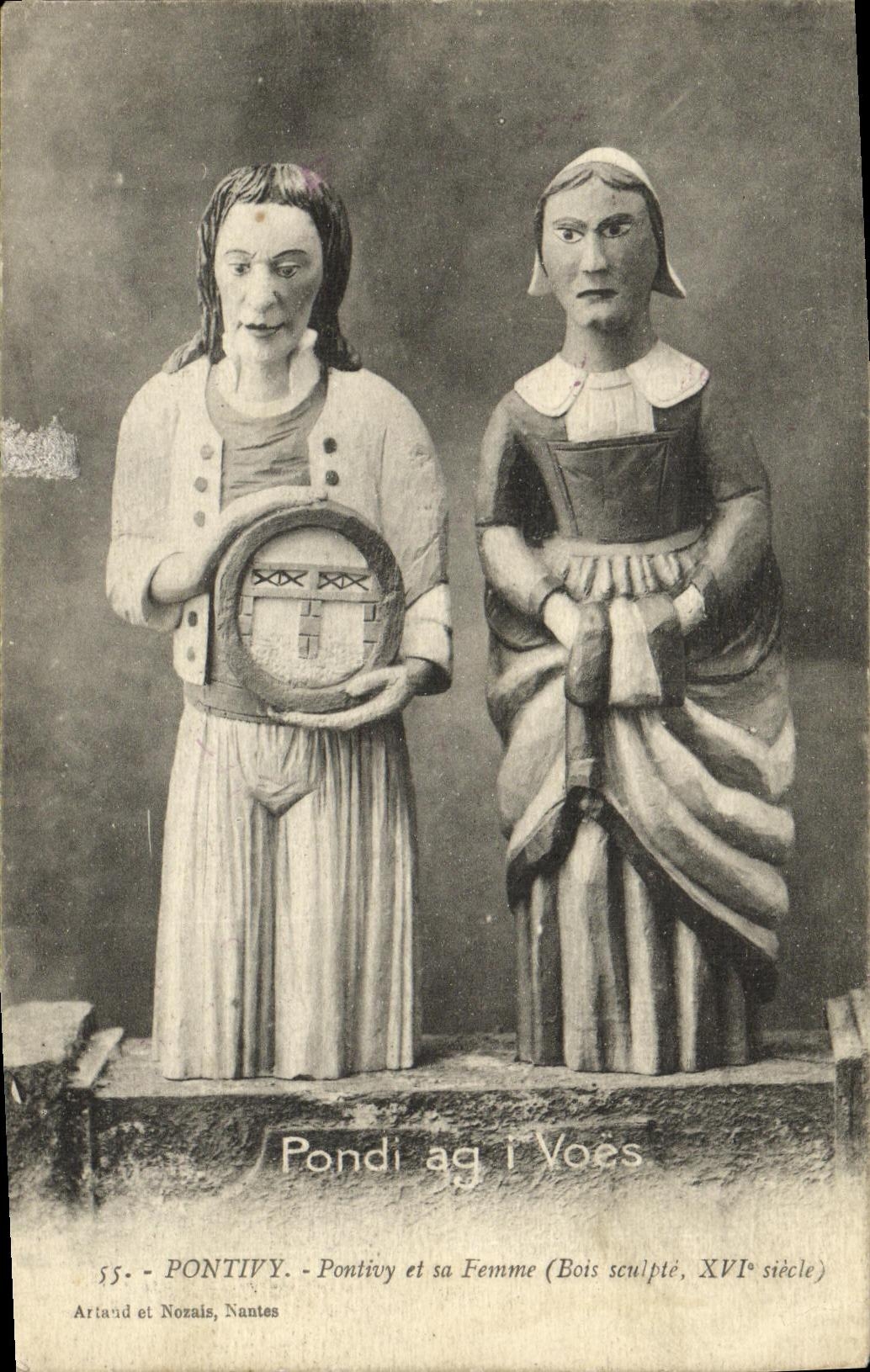 VINTAGE POSTCARD Pontivy Pontivy and his Wife Wood carve XVl E century