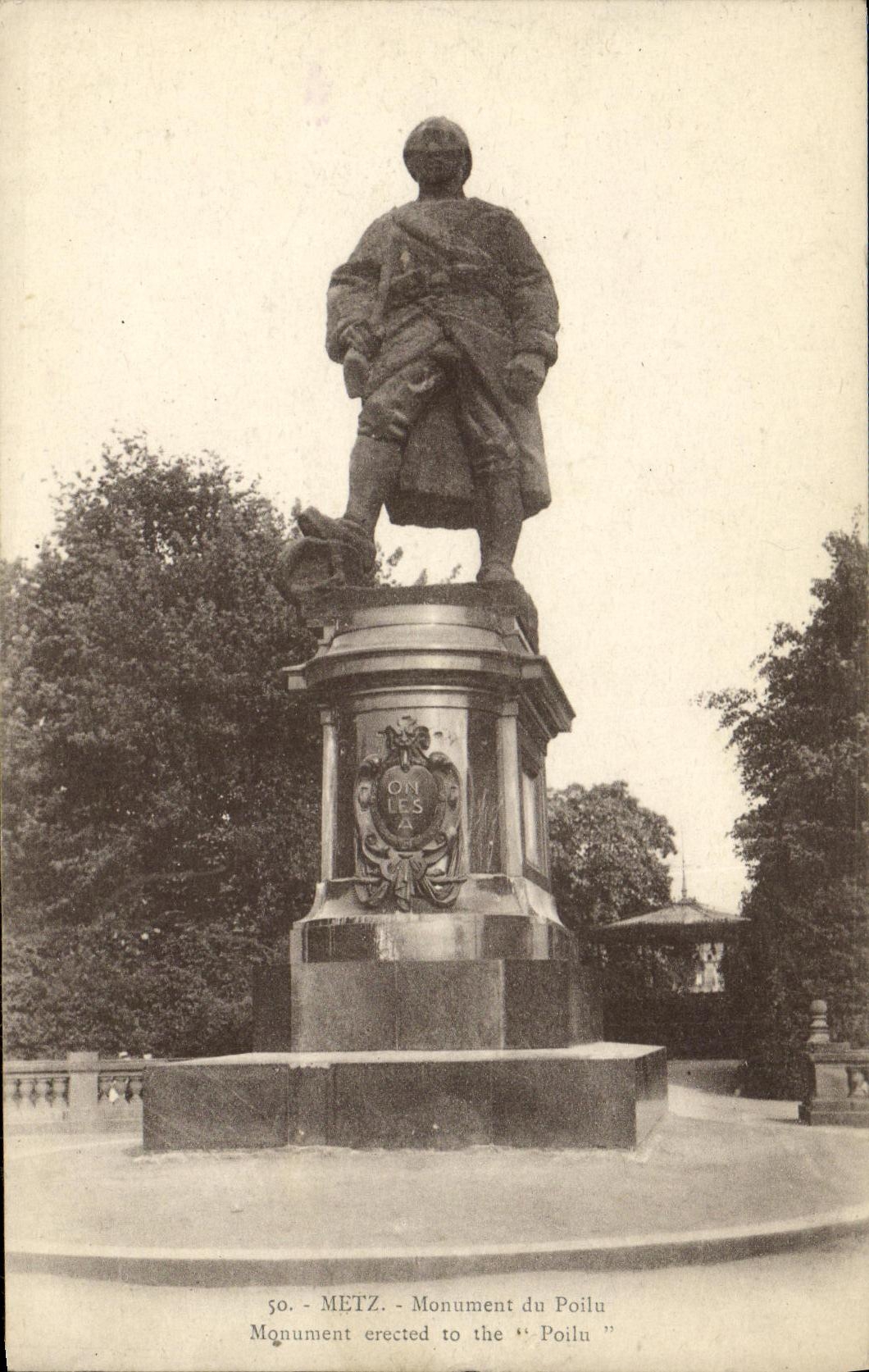 CPA Metz Monument du Poilu Militaria 