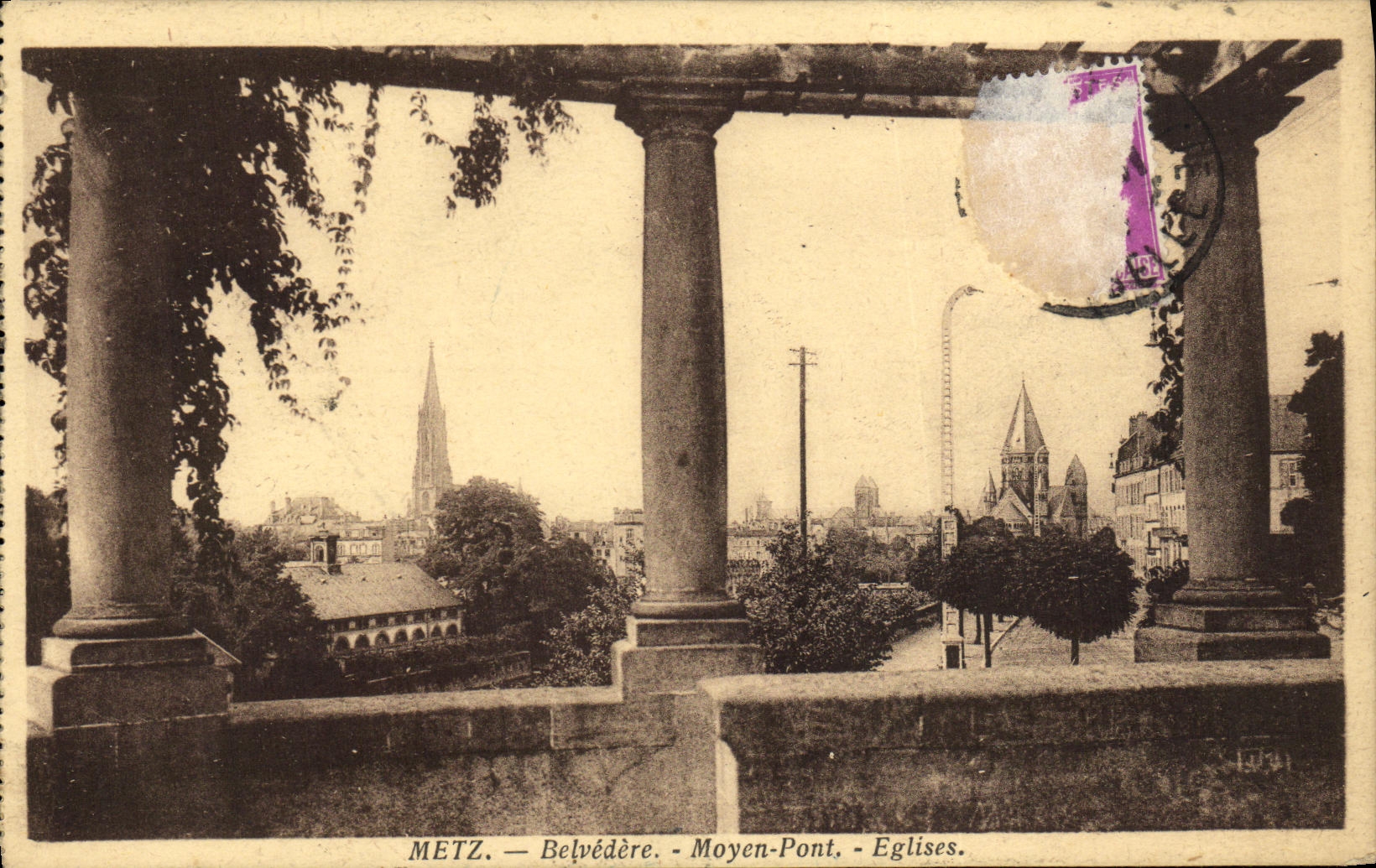 CPA Metz Belevedere Moyen Pont Eglises