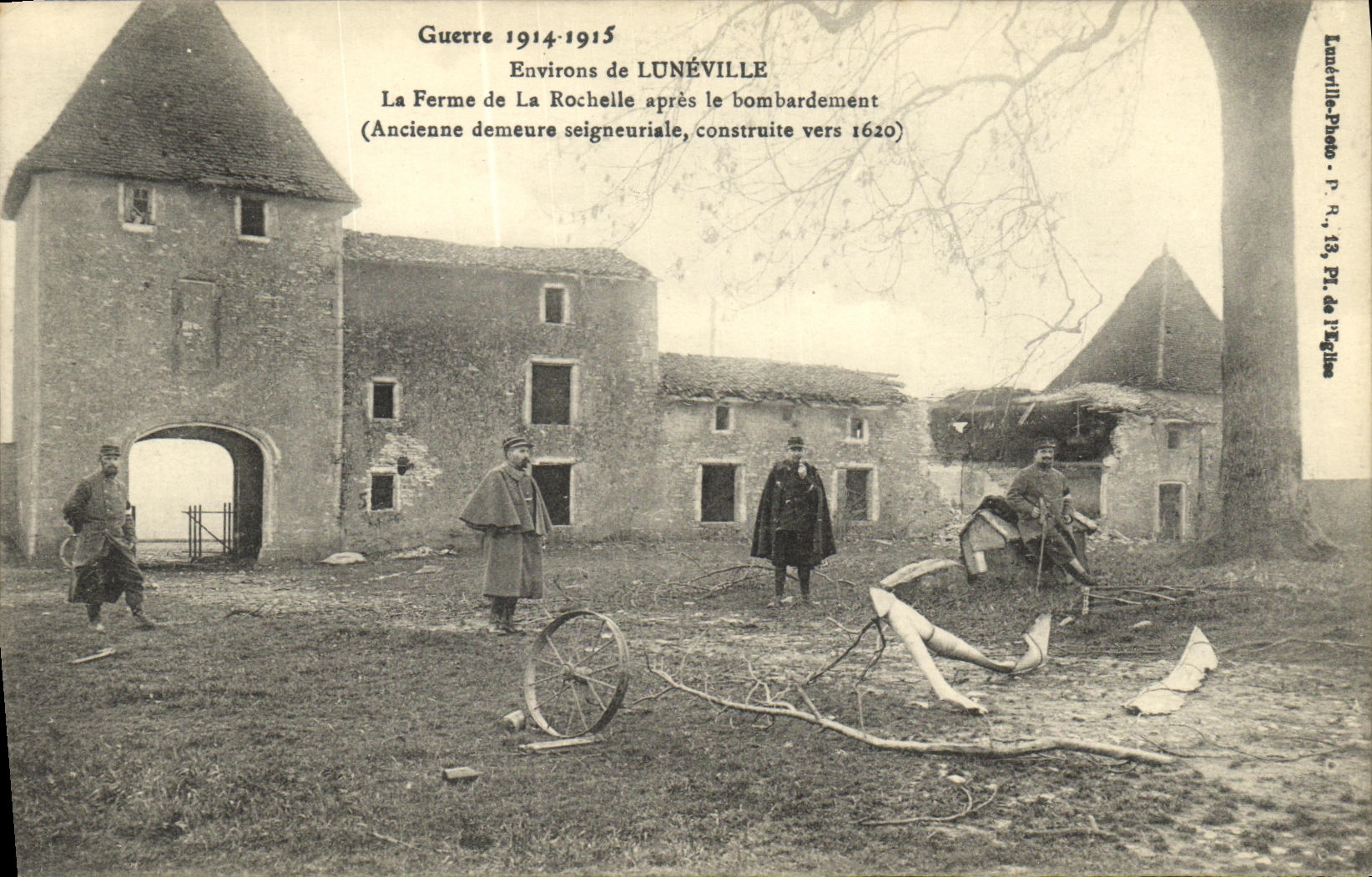 VINTAGE POSTCARD Surroundings of Luneville Old residence seigneuriale Militaria