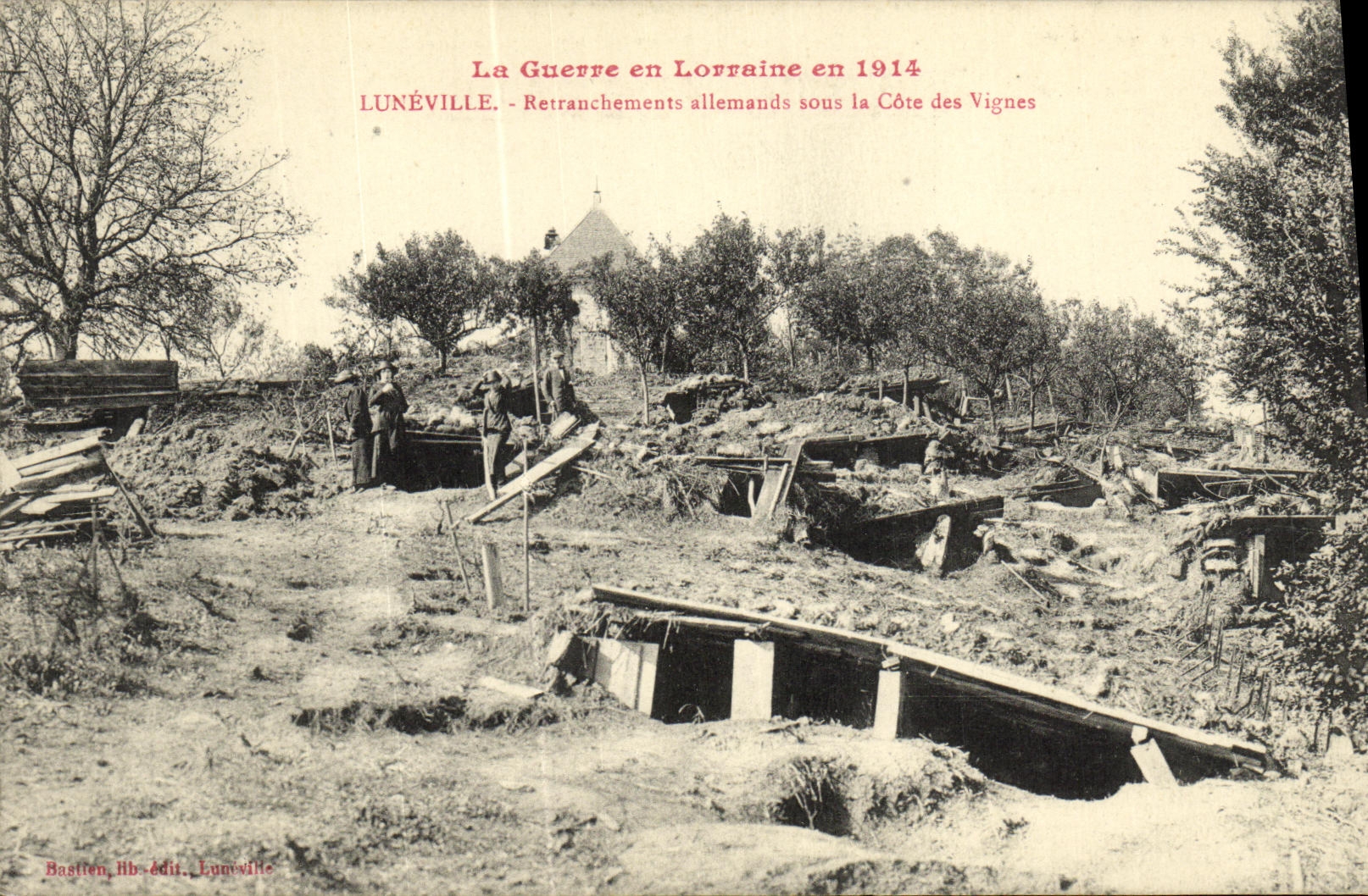 VINTAGE POSTCARD the War in Lorraine in Luneville German Cuttings off under The coast of Militaria Vines
