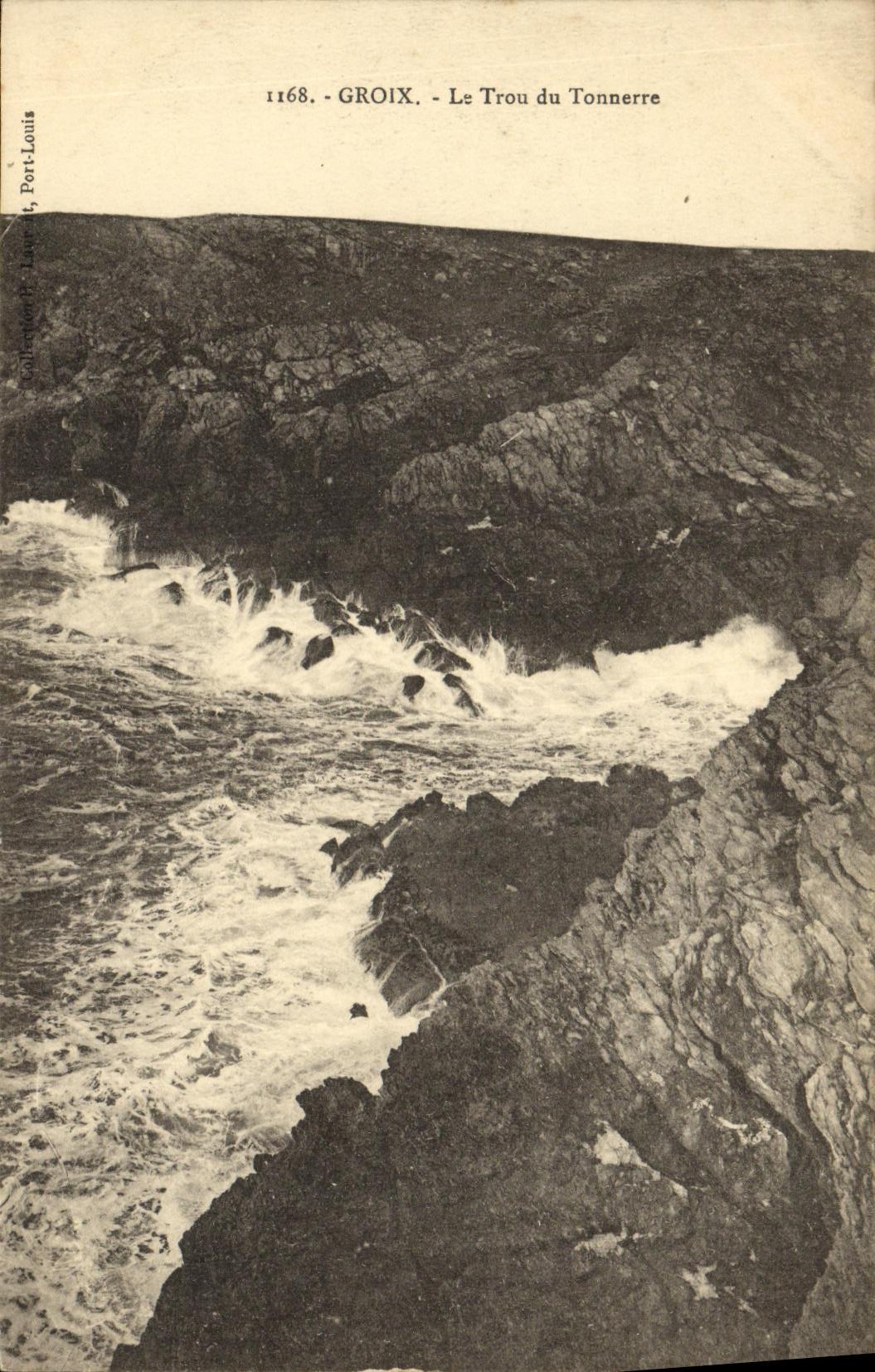 VINTAGE POSTCARD Groix the Hole of the Thunder