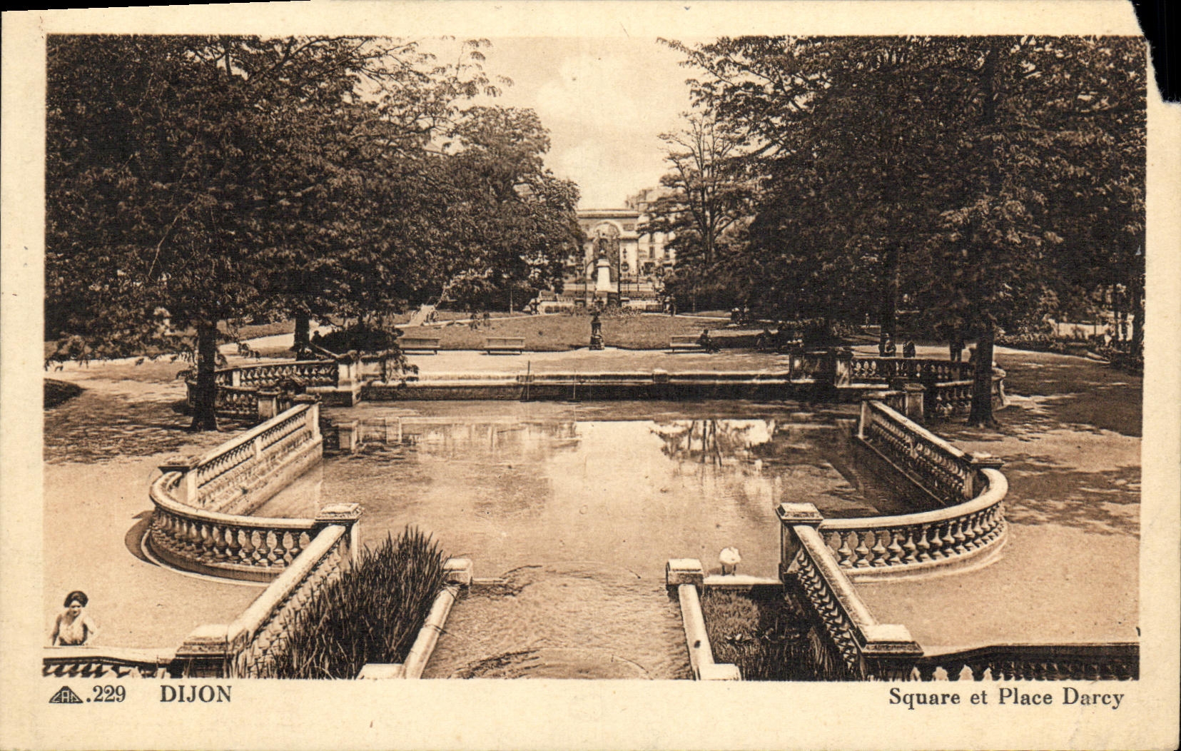 VINTAGE POSTCARD Dijon Public garden and Place Darcy