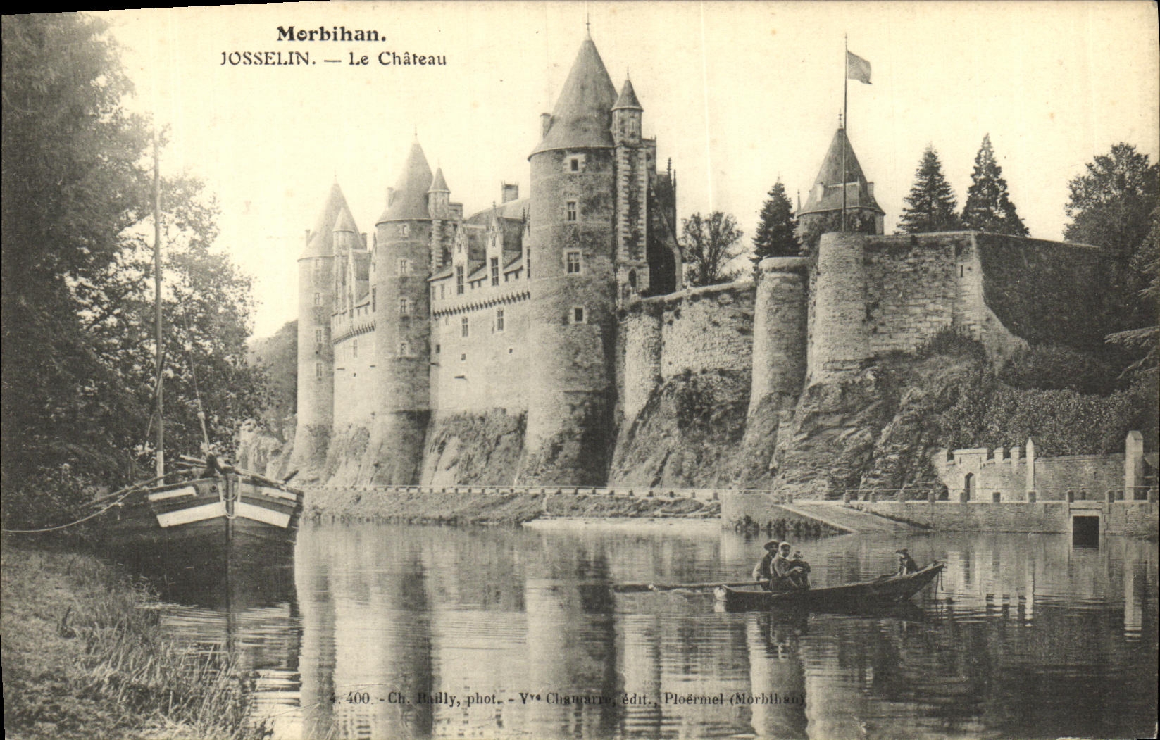 CPA Josselin Le Chateau Bateau