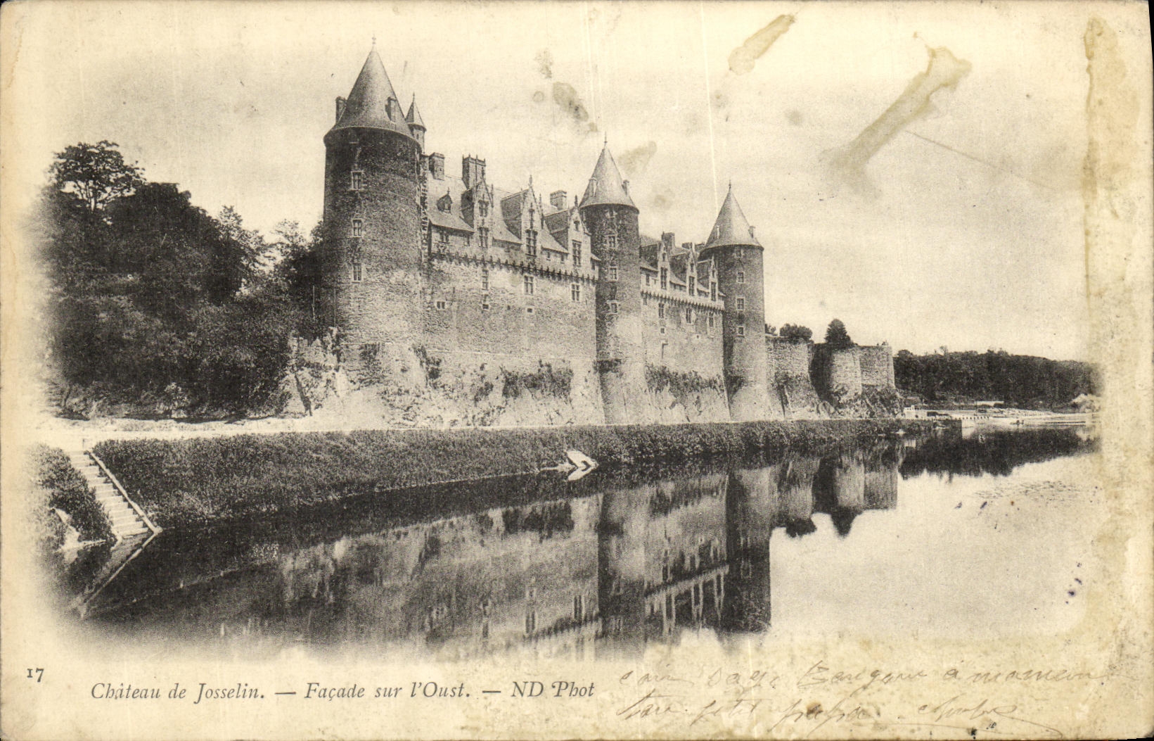CPA Chateau de Josselin Facade sur l Oust
