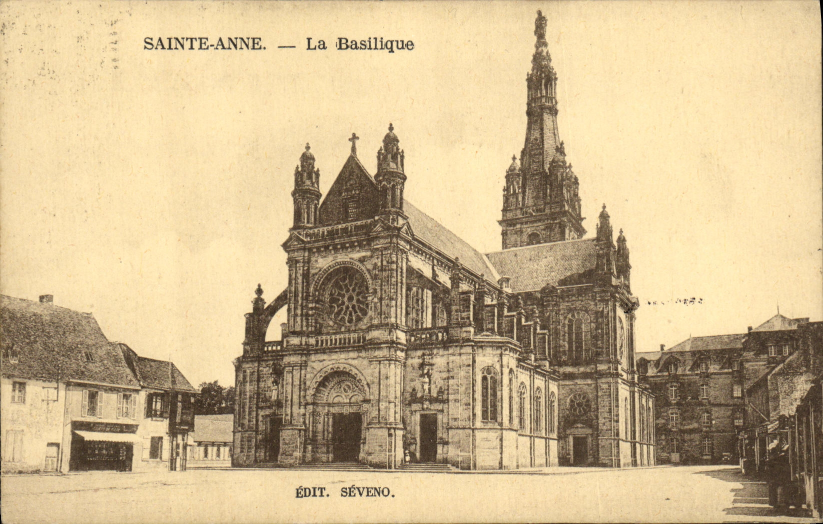 VINTAGE POSTCARD Sainte Anne the Basilica