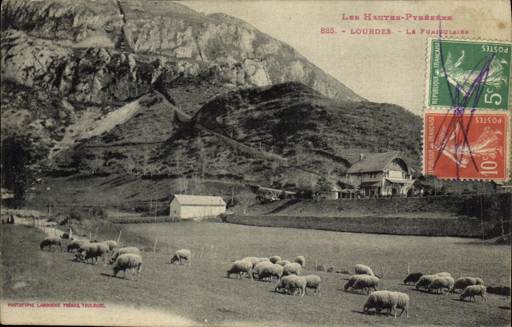 CPA Lourdes Le funiculaire Moutons 