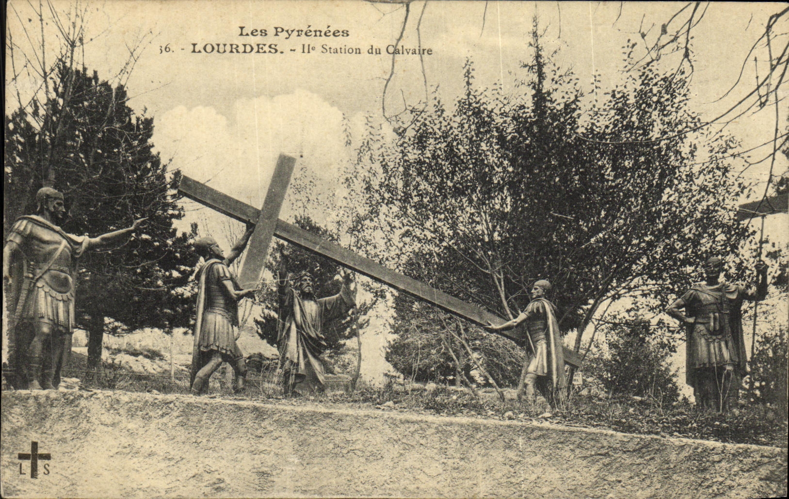 CPA Lourdes La Station du Calvaire