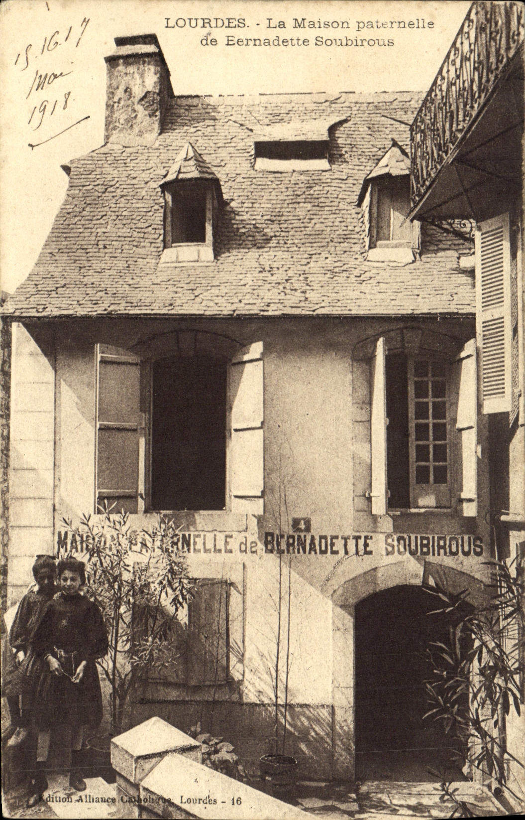 CPA Lourdes La Maison paternelle de Eernadette Soubirous