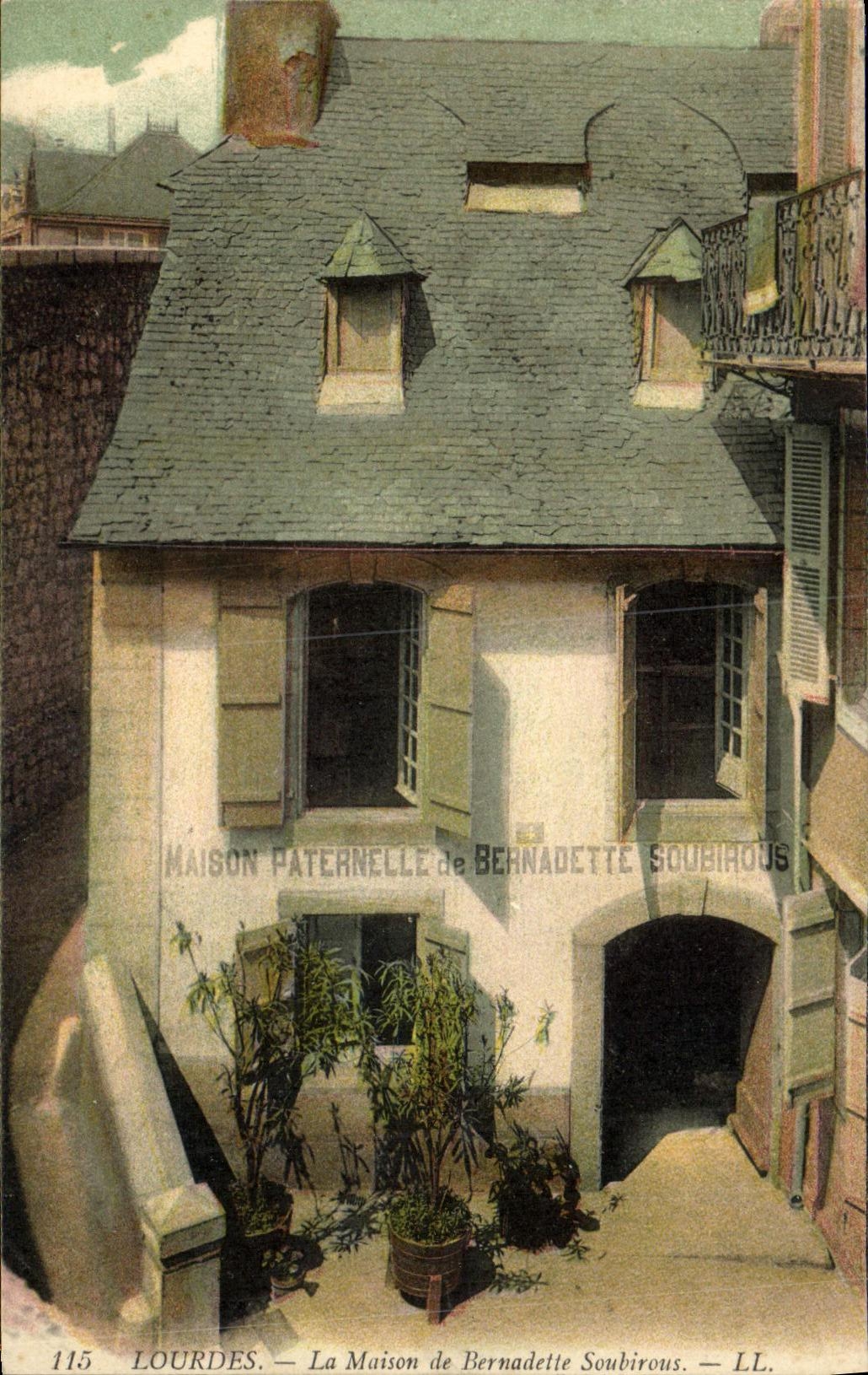 CPA Lourdes La Maison de Bernadette Soubirous