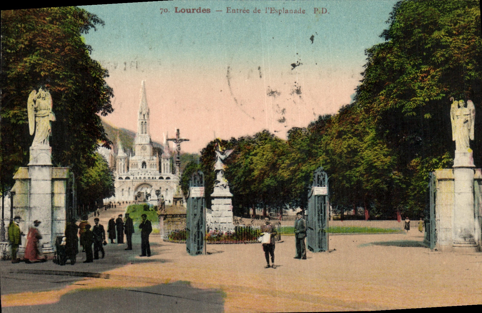CPA Lourdes Entree de L Esplanade