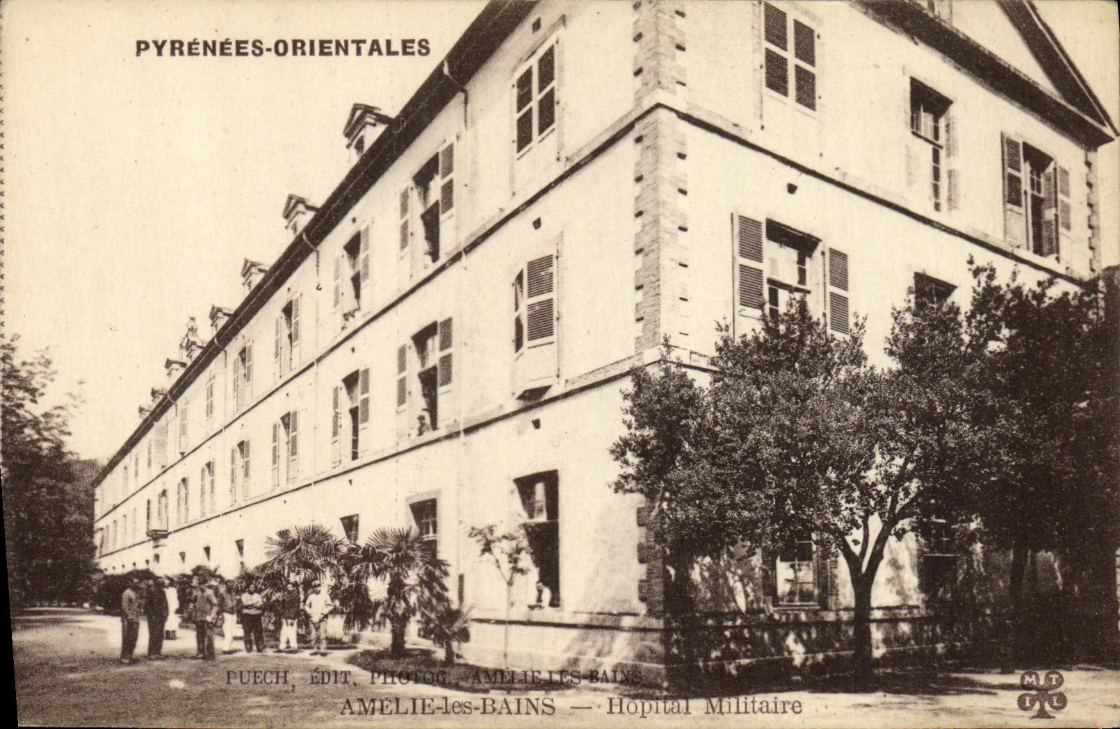 CPA Amelie Les Bains L Hopital Militaire Militaria