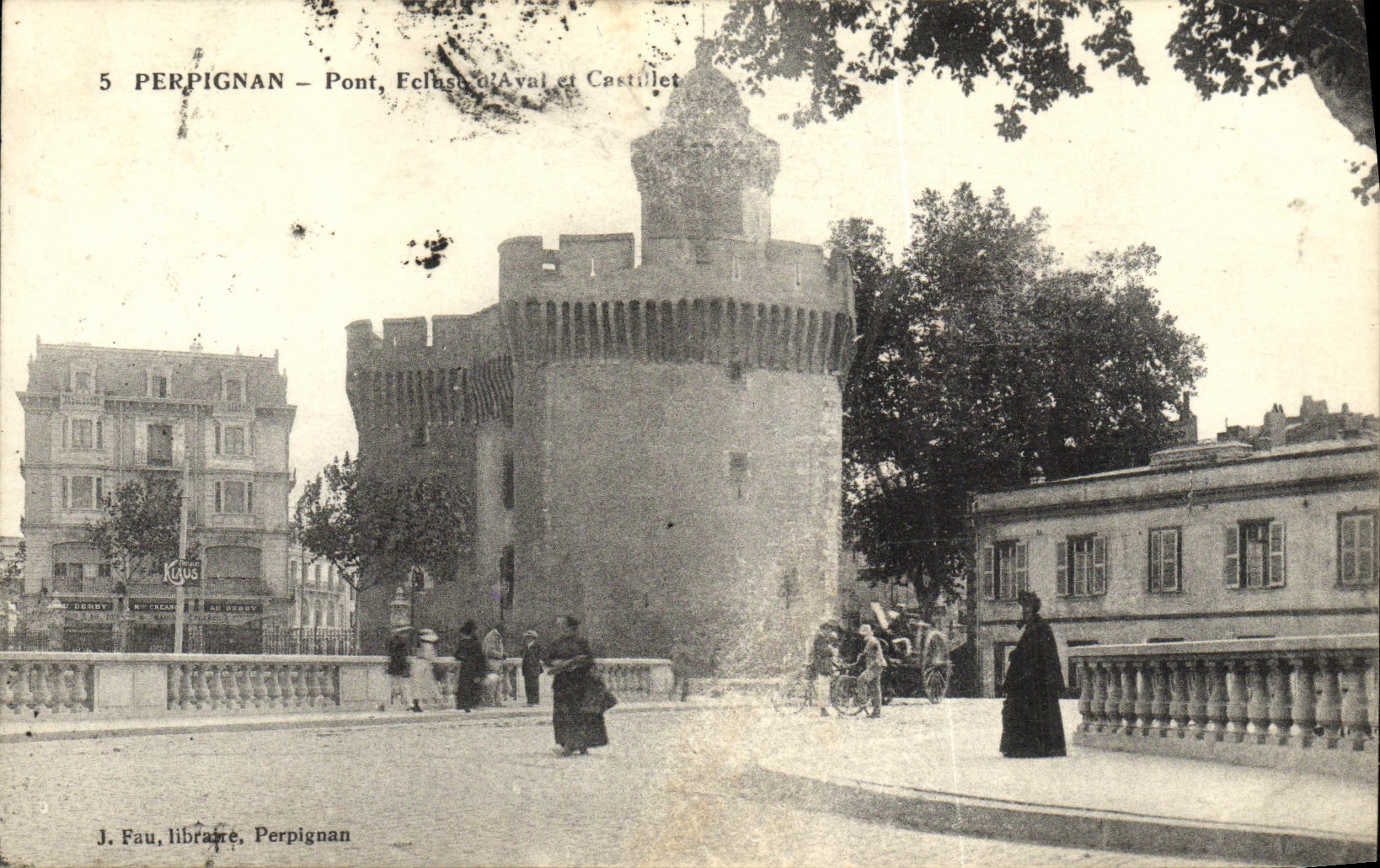 CPA Perpignan Pont Ecluse d aval et castellet